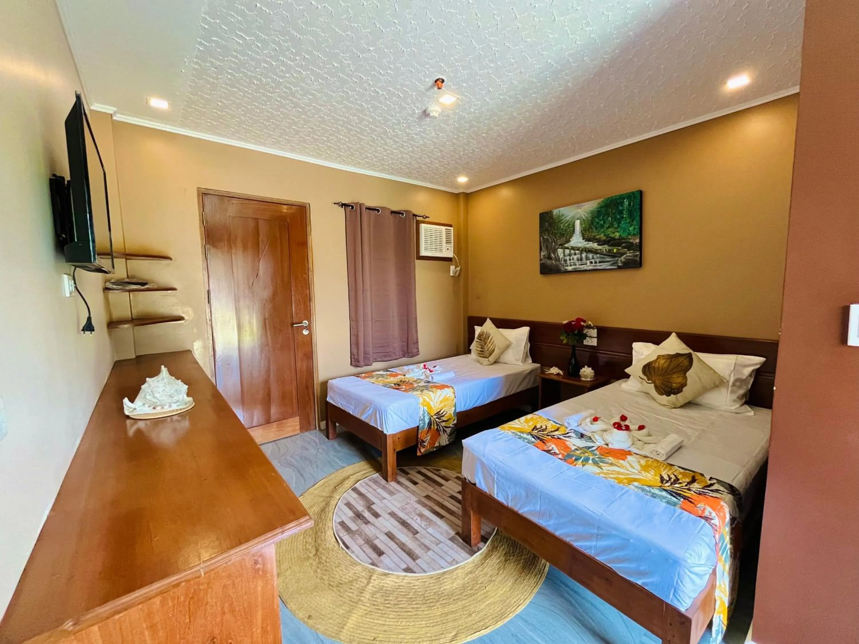 Bed in On Board Lifestyle Resort FREE MOTORBIKE