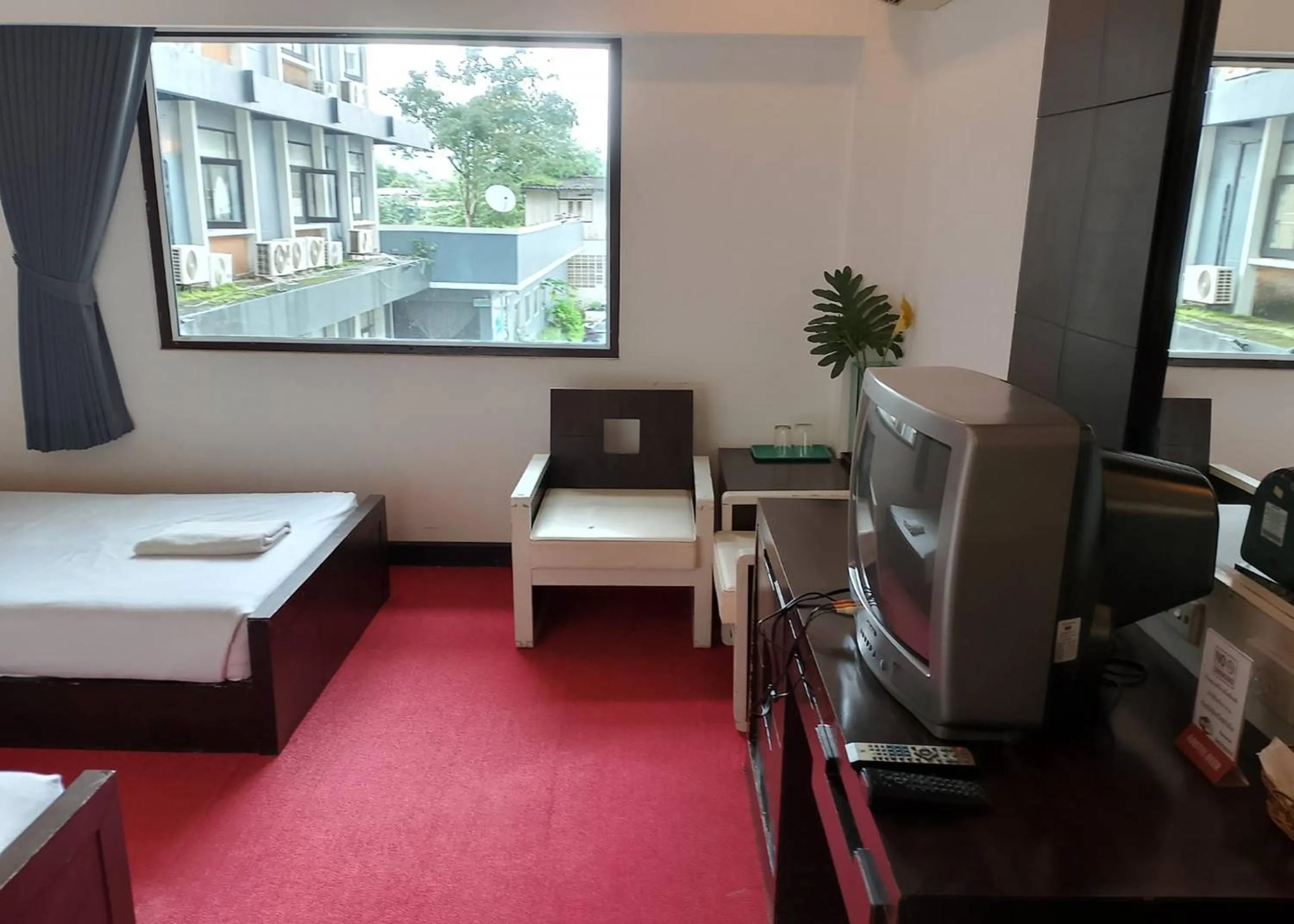 Photo of the whole room, Bed in Phu Luang Hotel