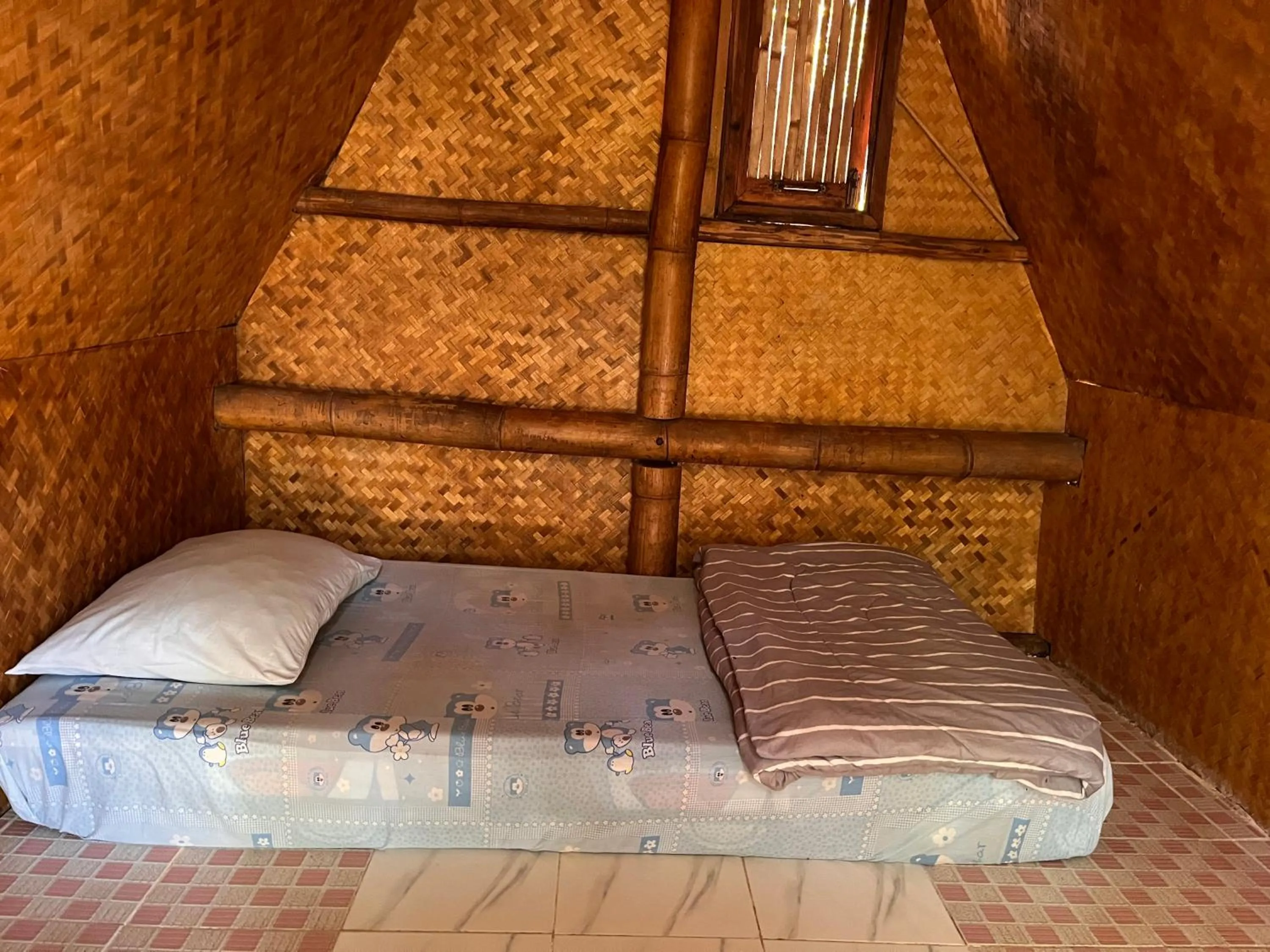 sleepy hut