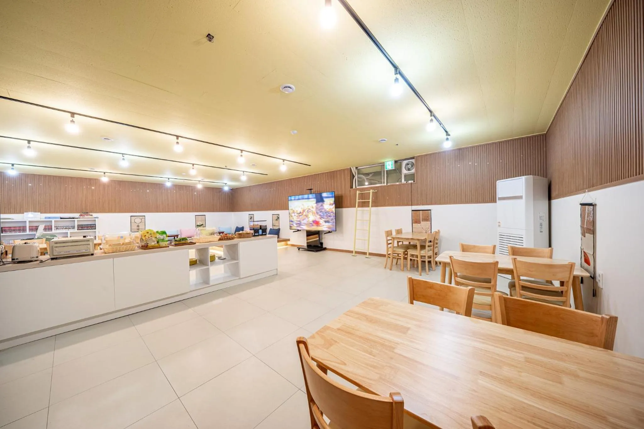 Seating area in Elegance hotel hwangridan