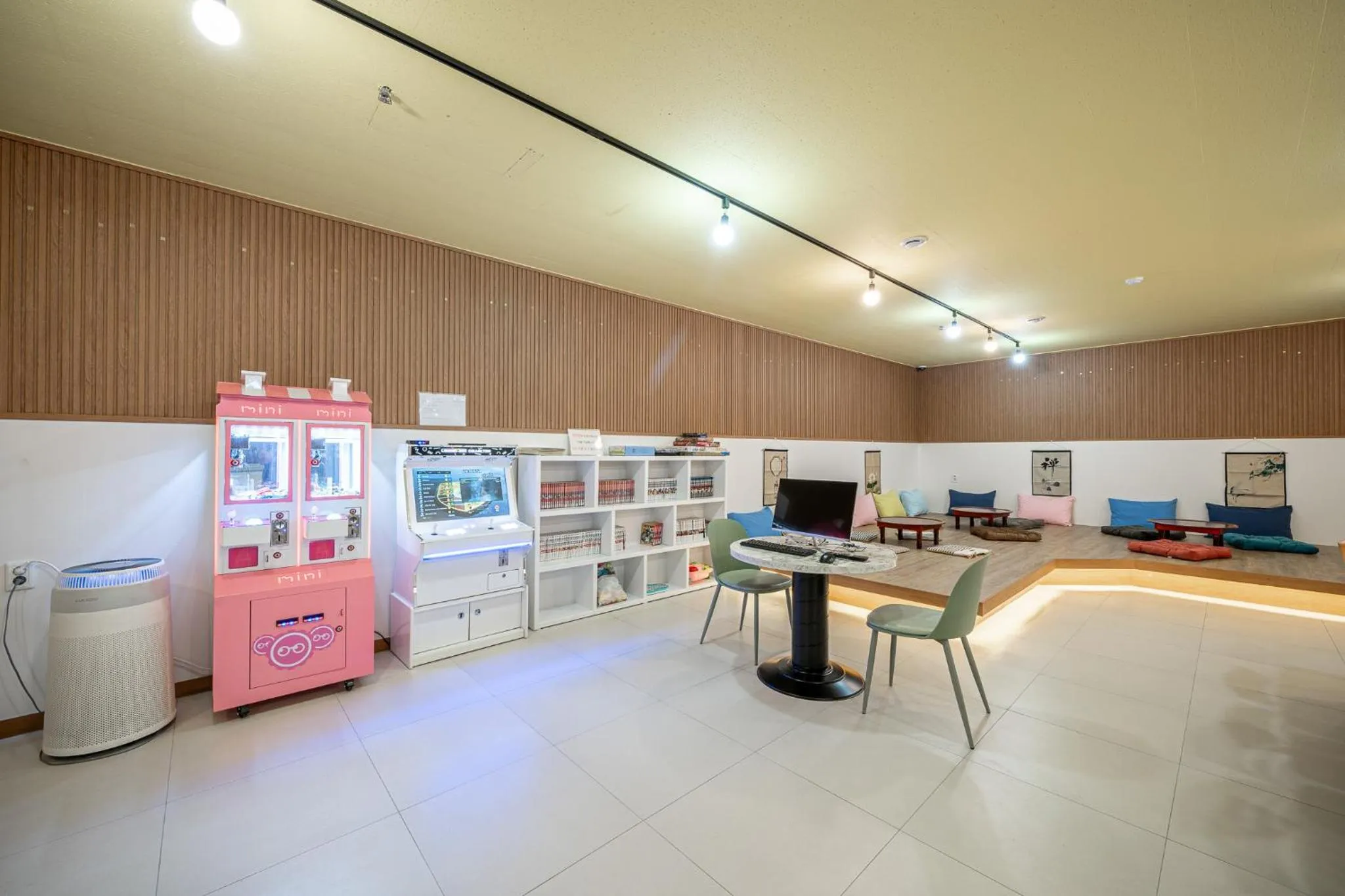 Seating area in Elegance hotel hwangridan