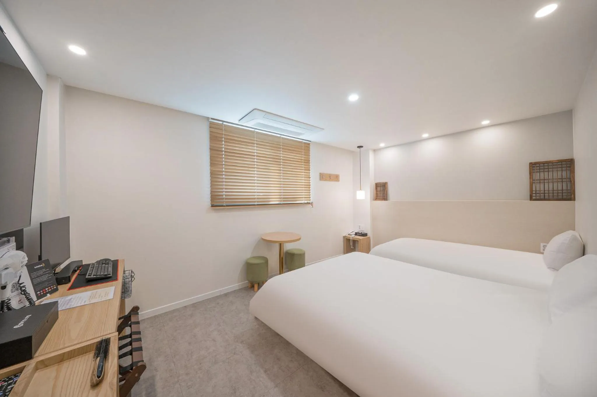 Bed in Elegance hotel hwangridan