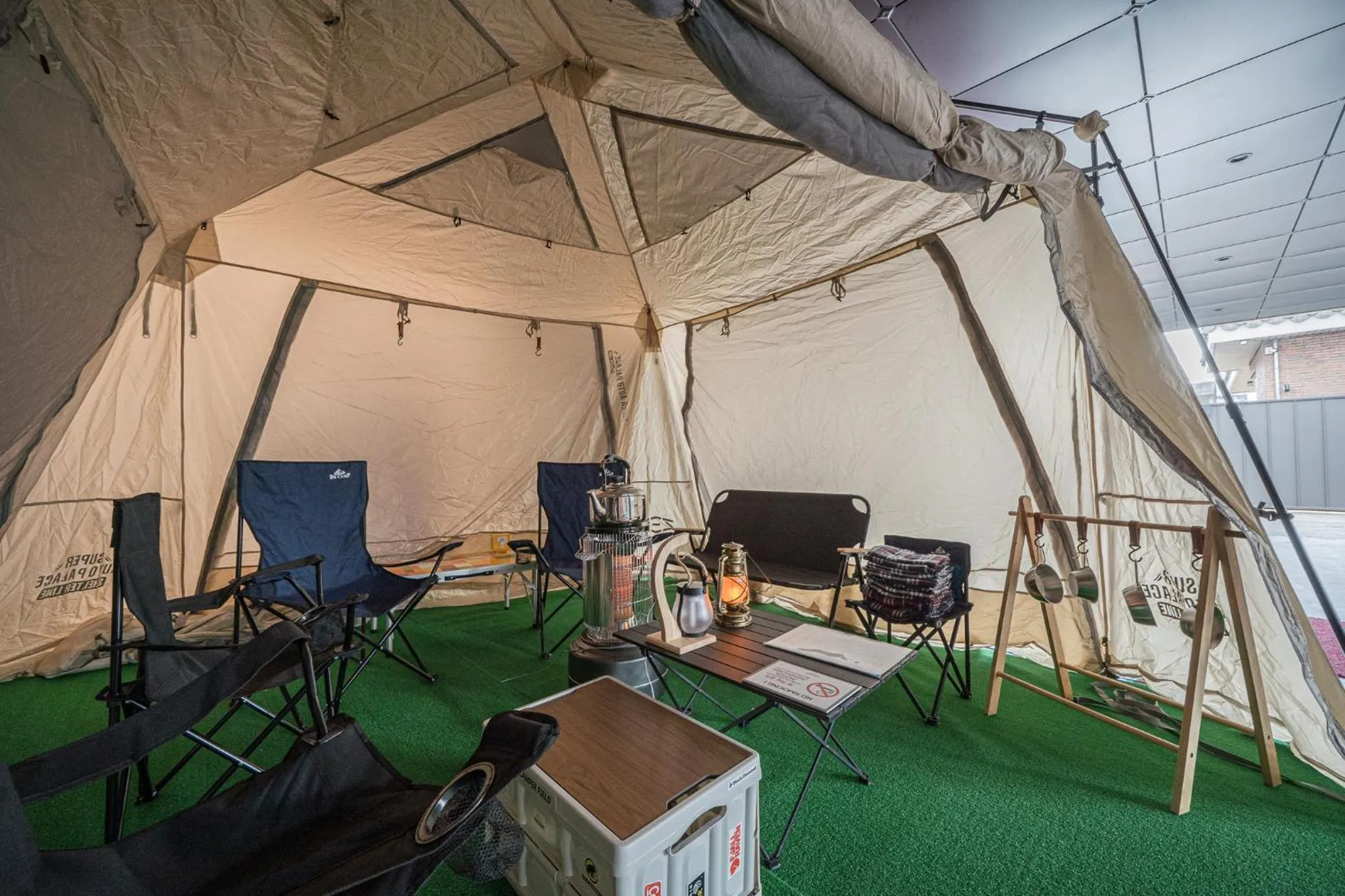 Elegance hotel hwangridan