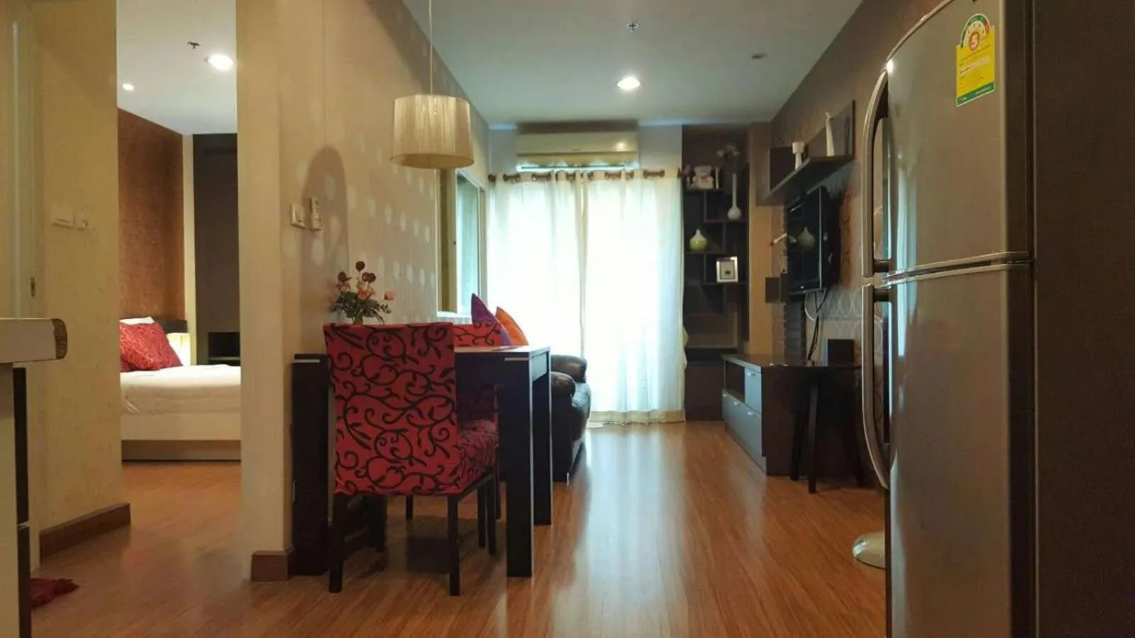 Bed in Phuket Villa Patong