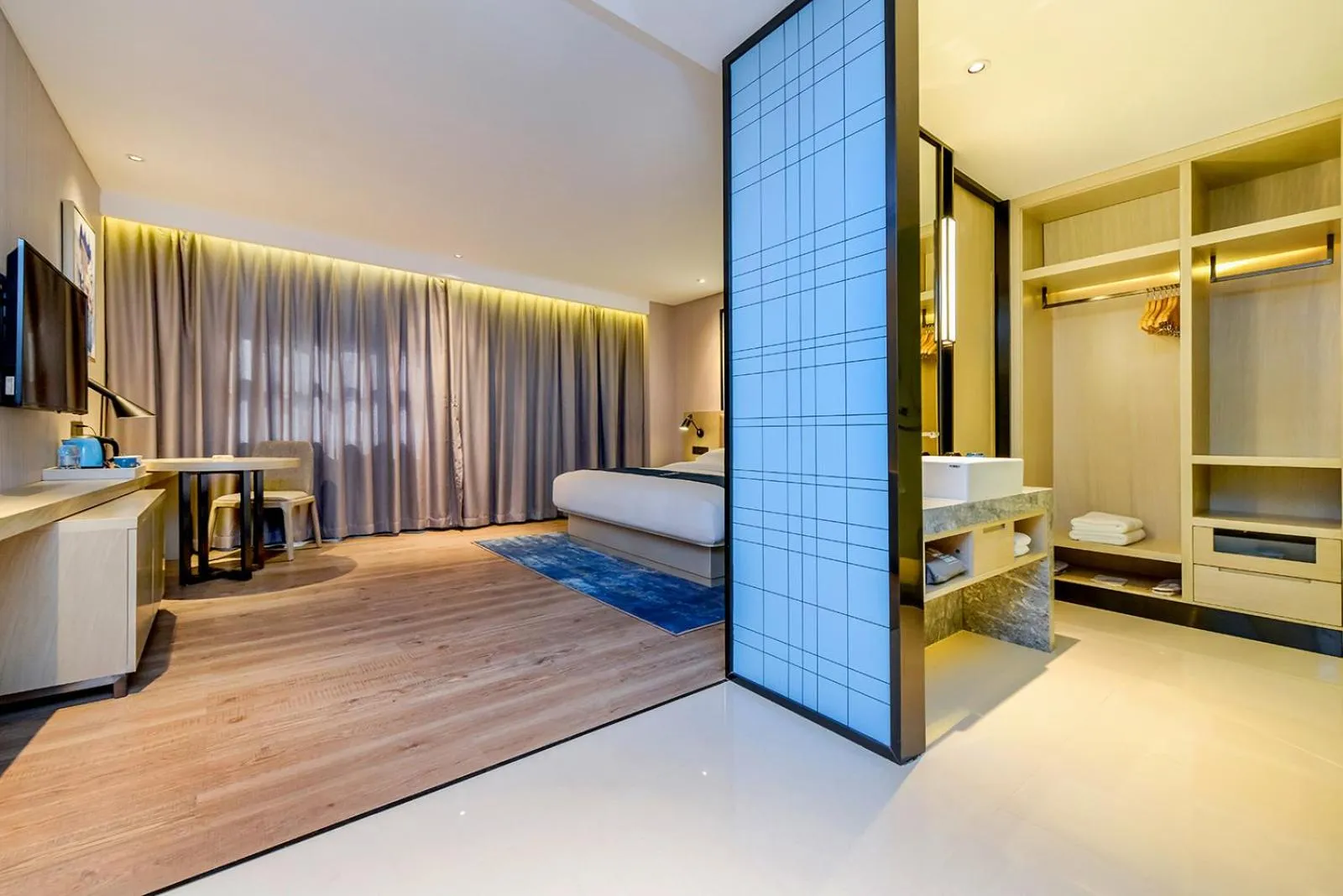 Bedroom, Bed in Echarm Hotel Chongqing Dadukou Commercial Center Xinshancun Metro Station Branch