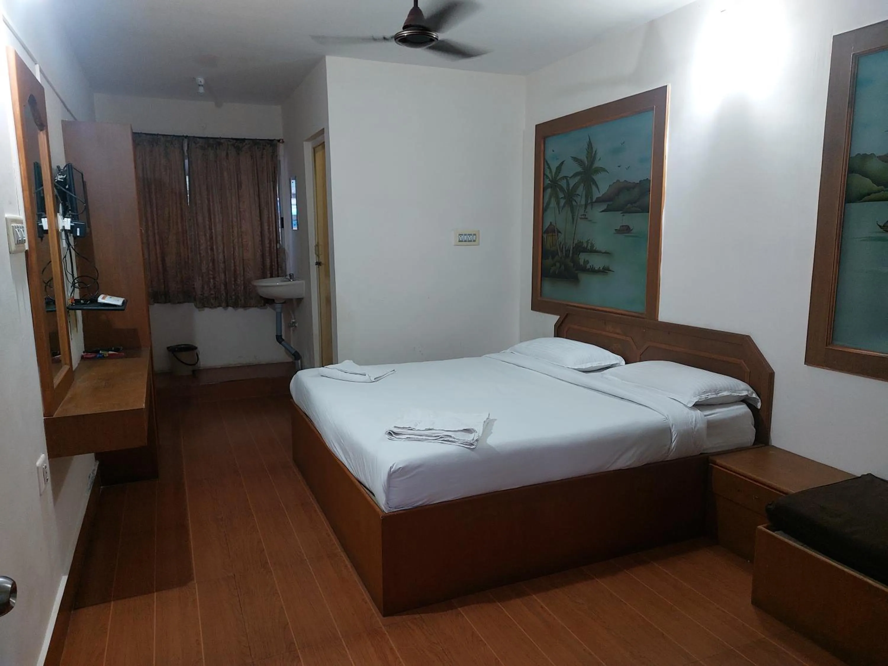 Standard Double Room - single occupancy in GEM Stays