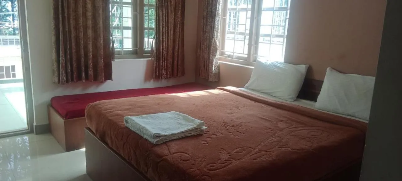 Small Double or Twin Room in GEM Stays