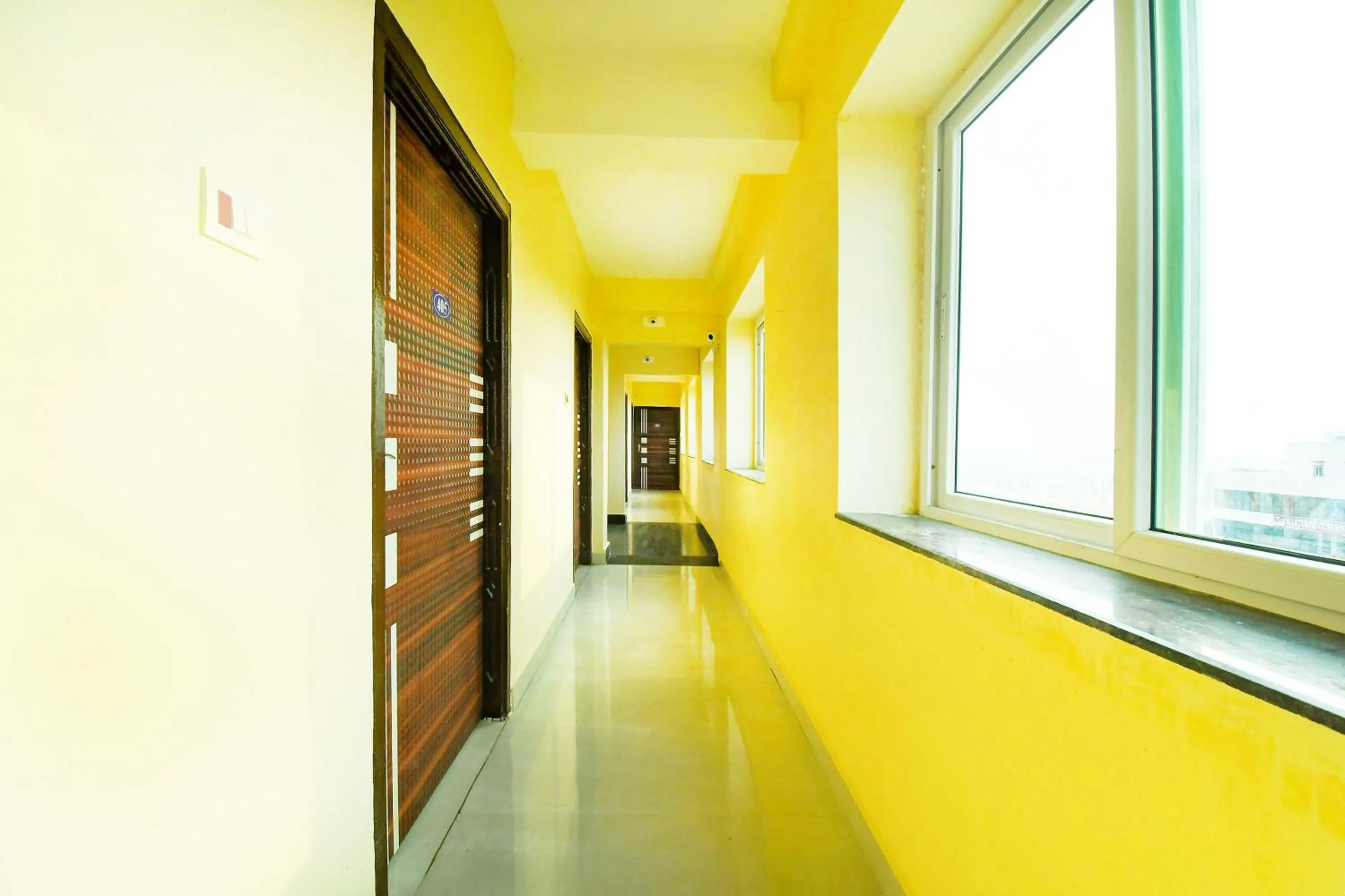 Hotel O Kalyani Golden Key
