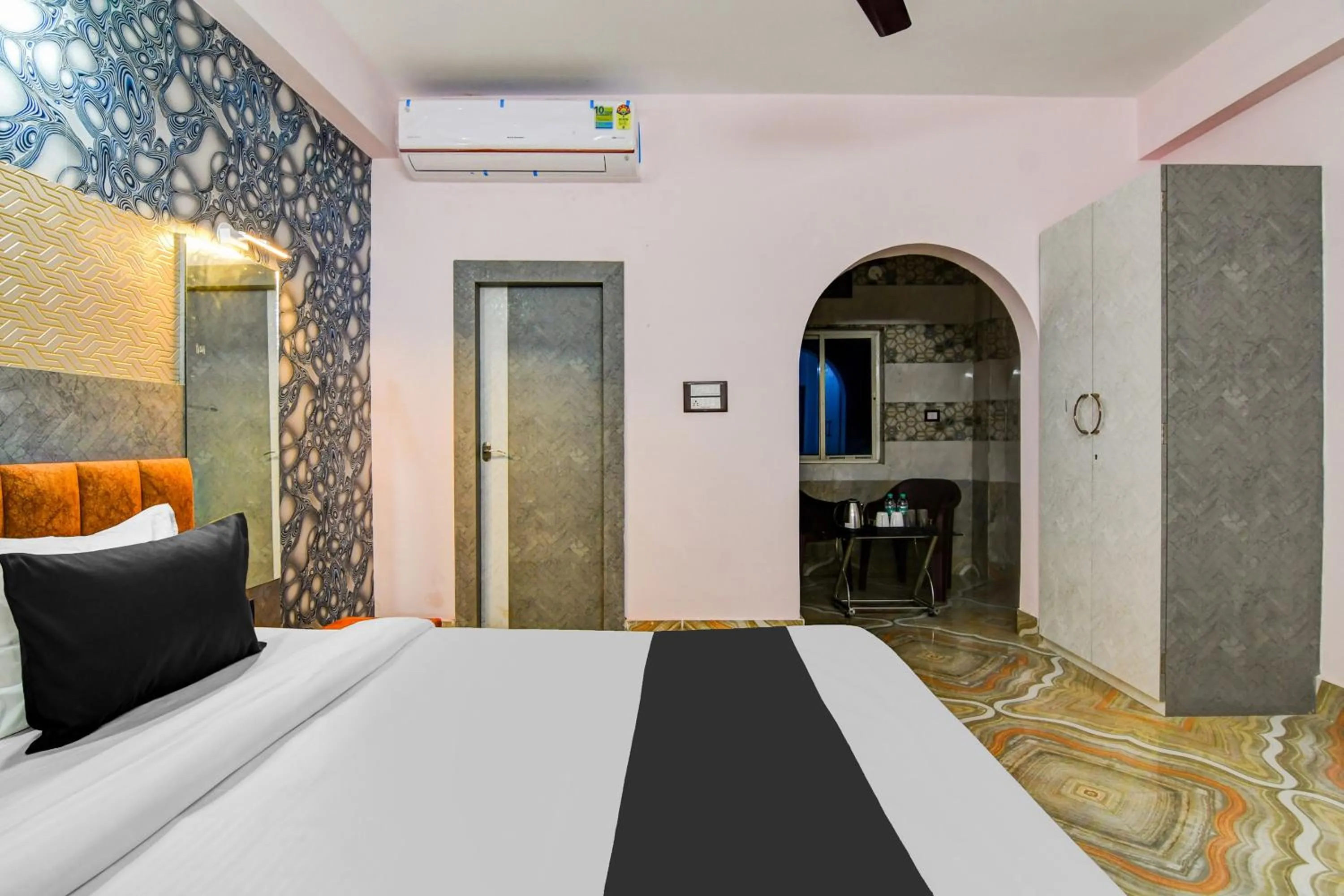 Bedroom, Bed in Hotel O Fifteen