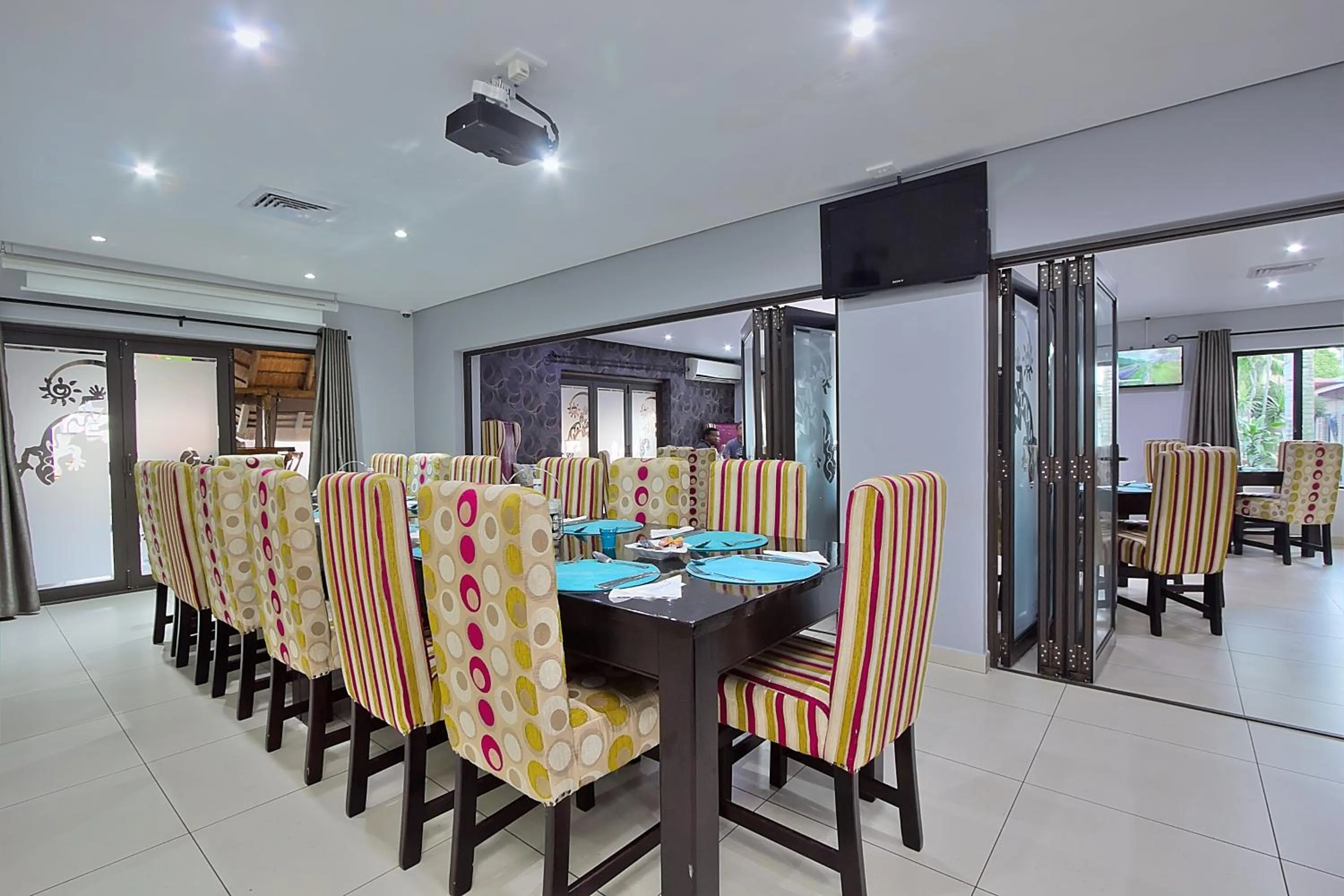 Meeting/conference room in Gecko Inn