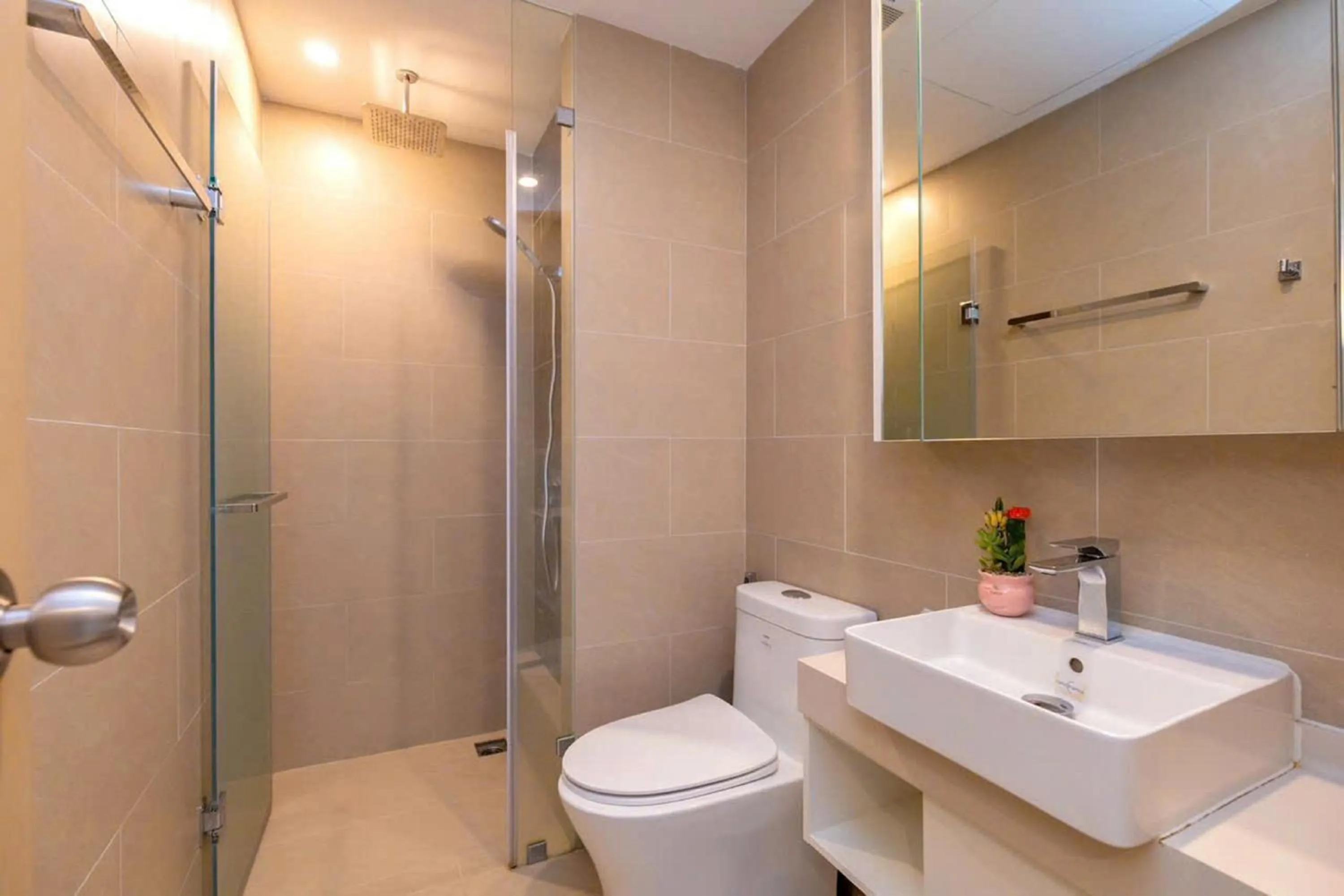 Shower in The Sóng Vũng Tàu - Thương's Homestay