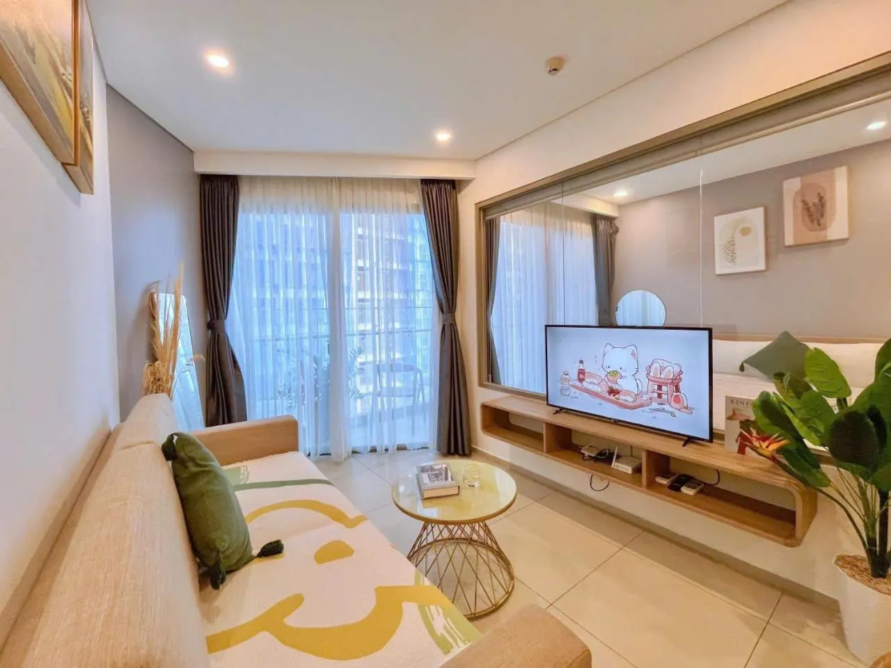 Communal lounge/ TV room in The Sóng Vũng Tàu - Thương's Homestay