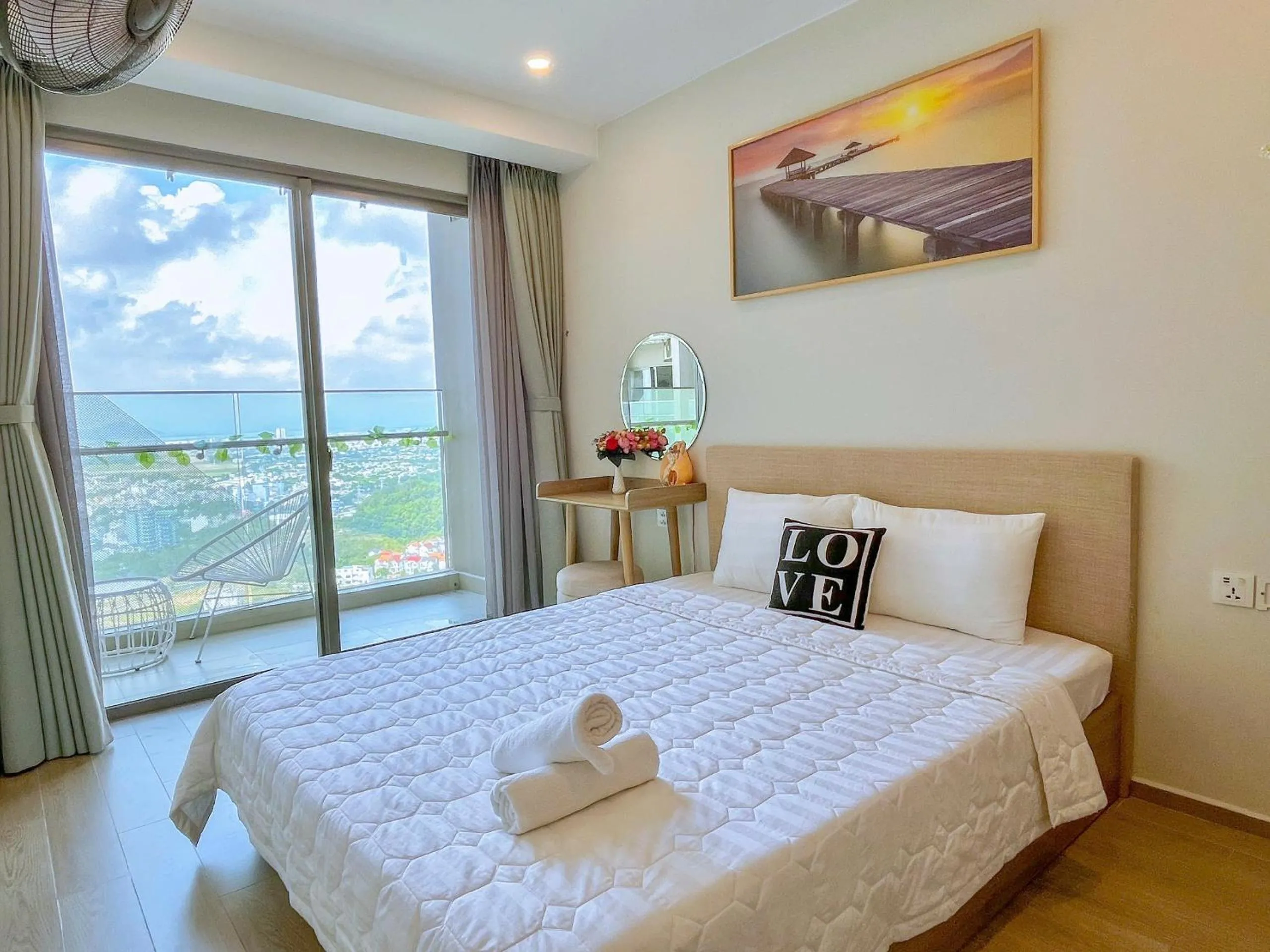 Bed in The Sóng Vũng Tàu - Thương's Homestay