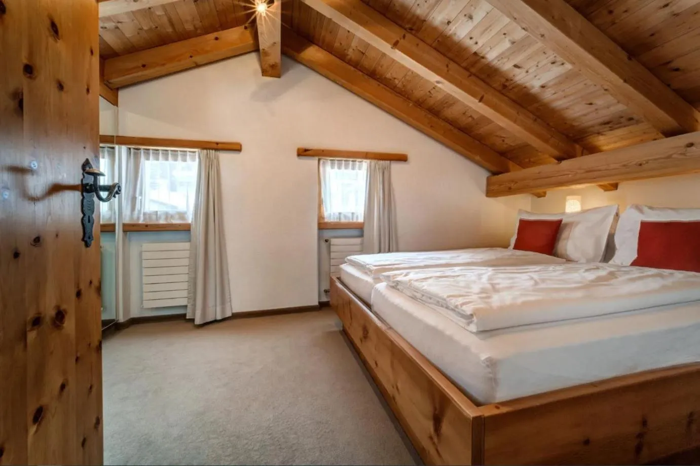 Bed in Hotel Seehof direkt am Heidsee