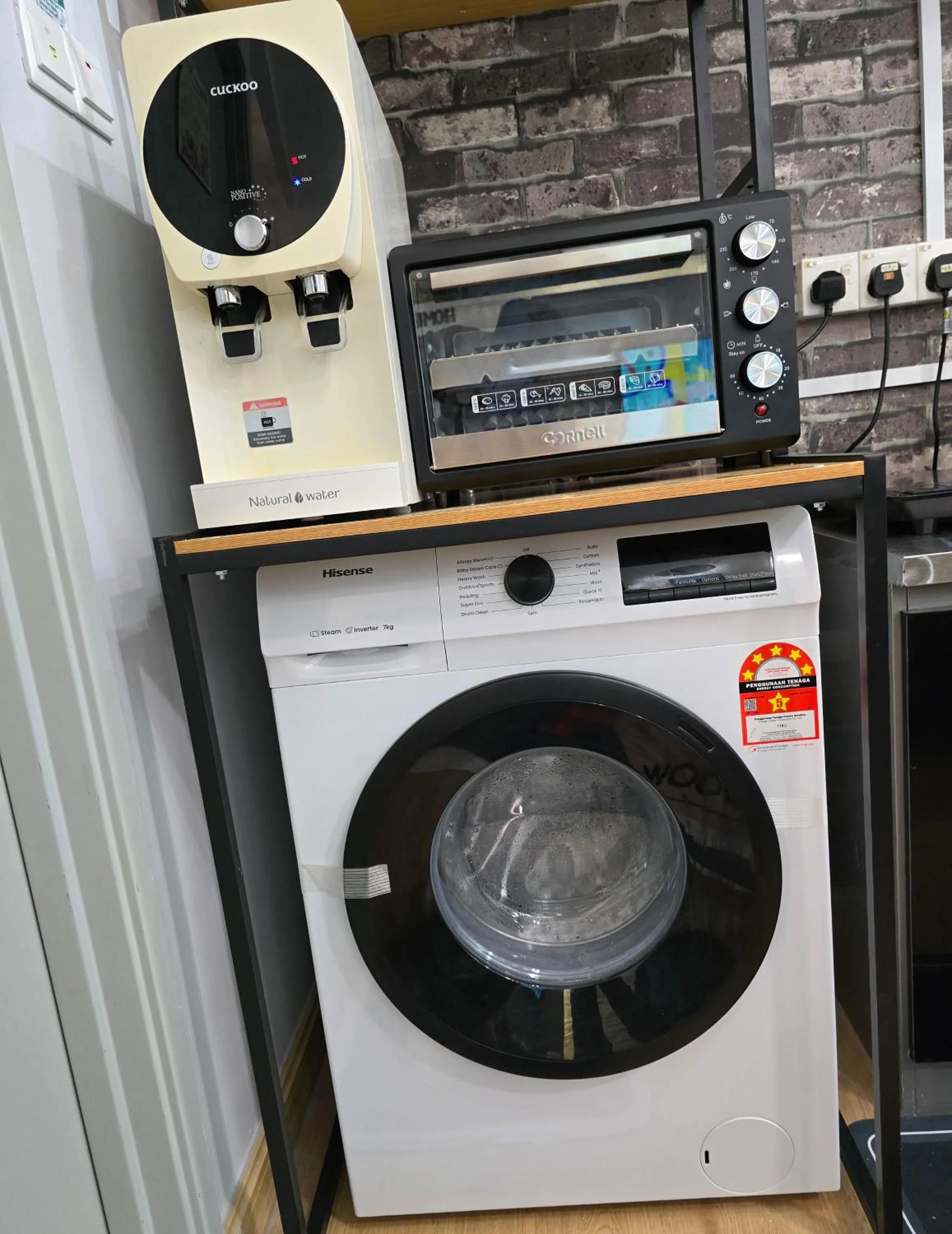 washing machine in Khaimal Valley Suite - Pool View
