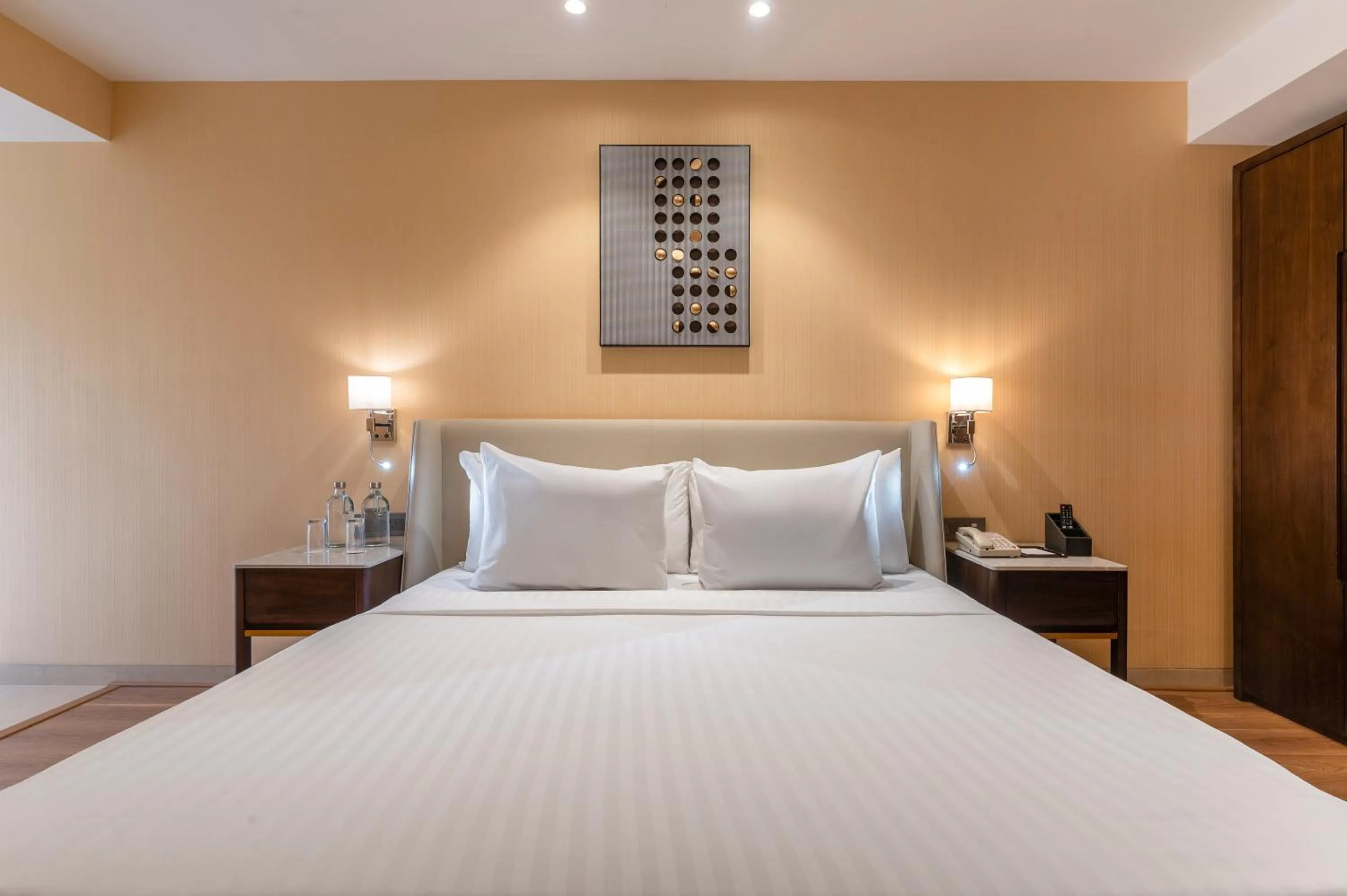 Bed in Clarks Inn Suites Hyderabad Airport