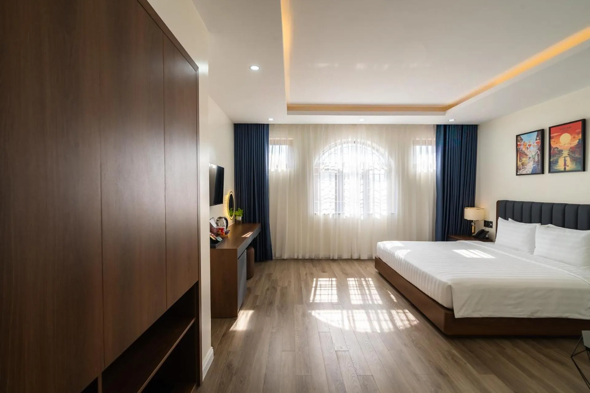 Bedroom, Bed in Anston Castle Hotel Phu Quoc Sunset Town