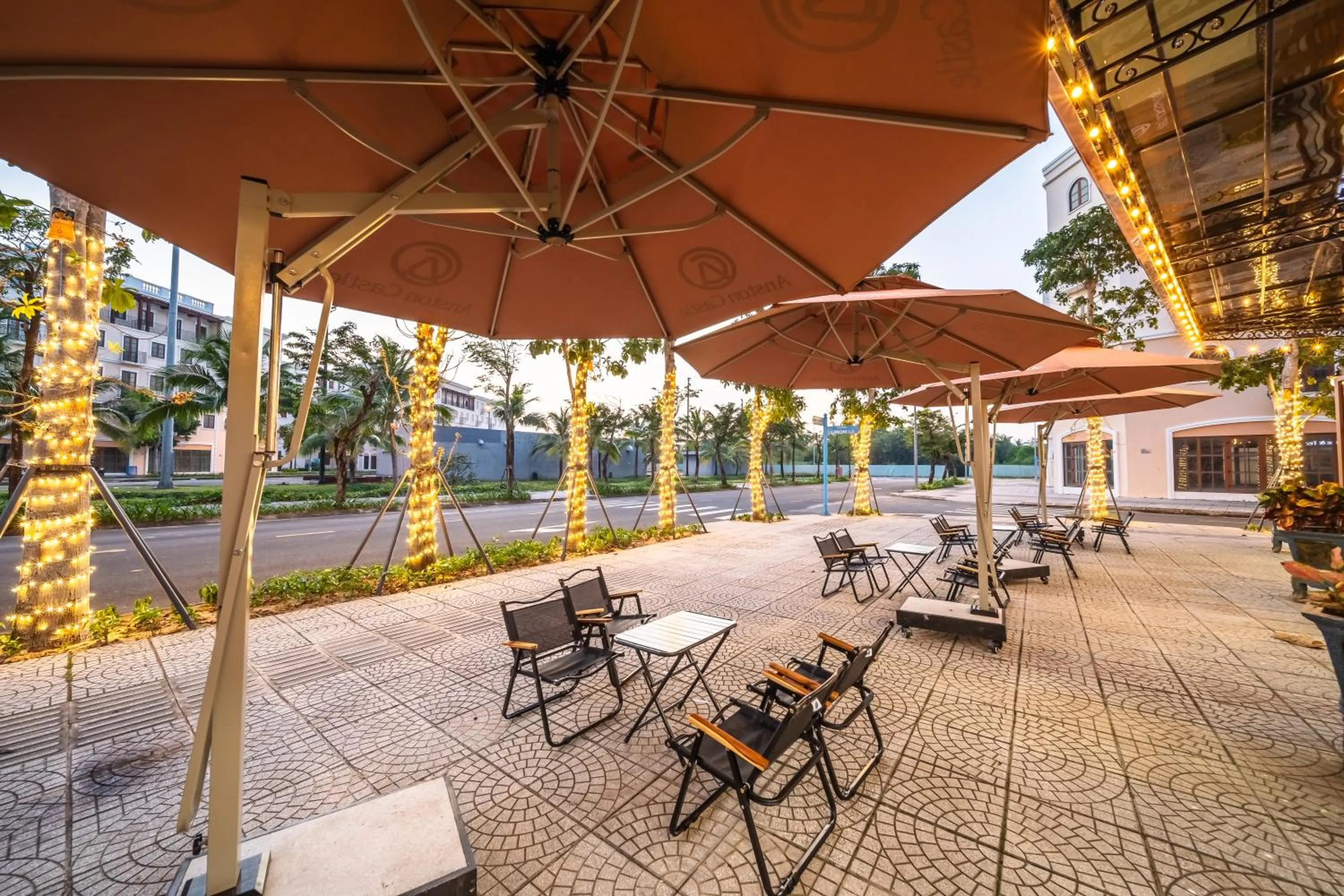 Restaurant/places to eat in Anston Castle Hotel Phu Quoc Sunset Town