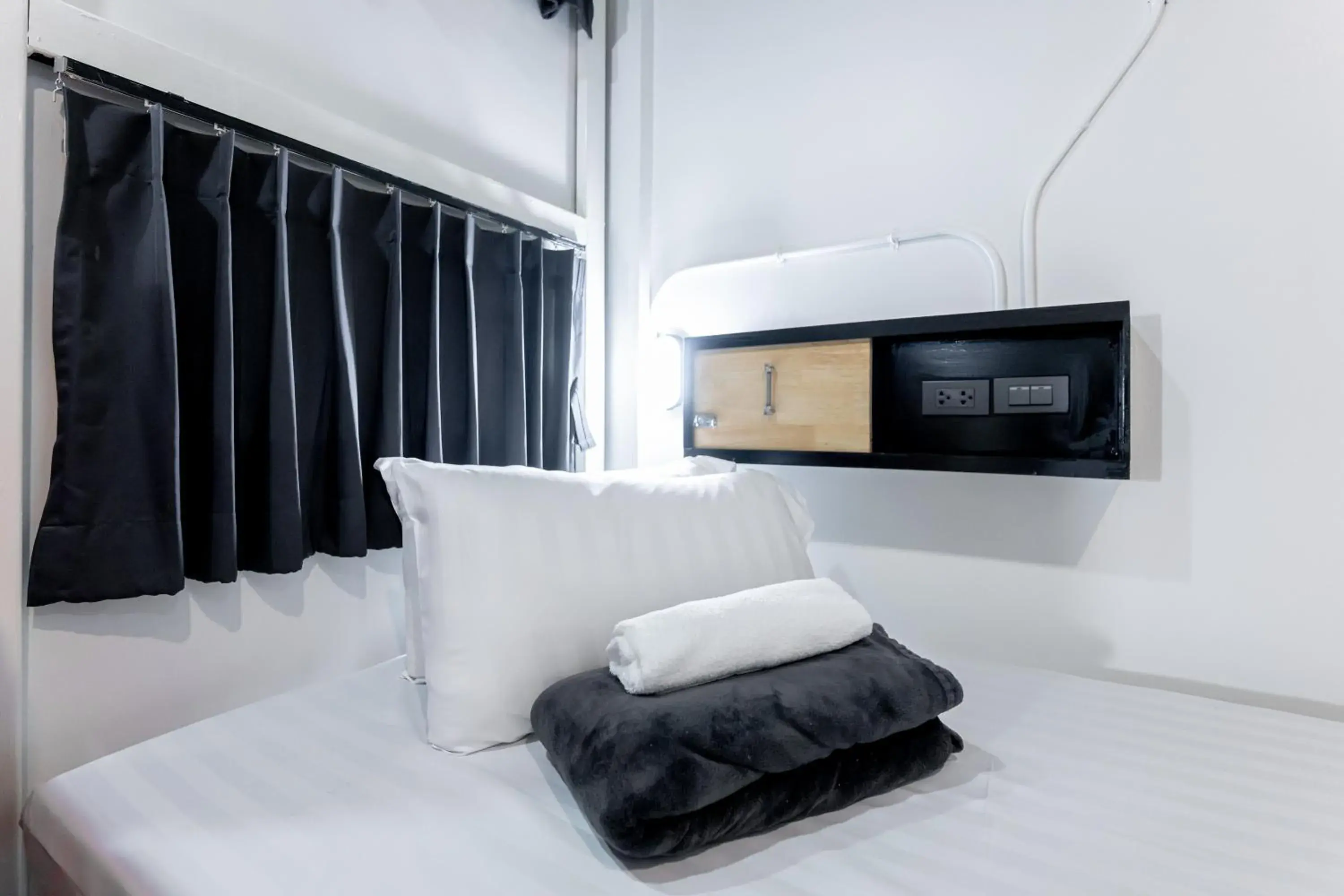 Bed in Vibes Hostel Bangkok Bed in Vibes Hostel Bangkok