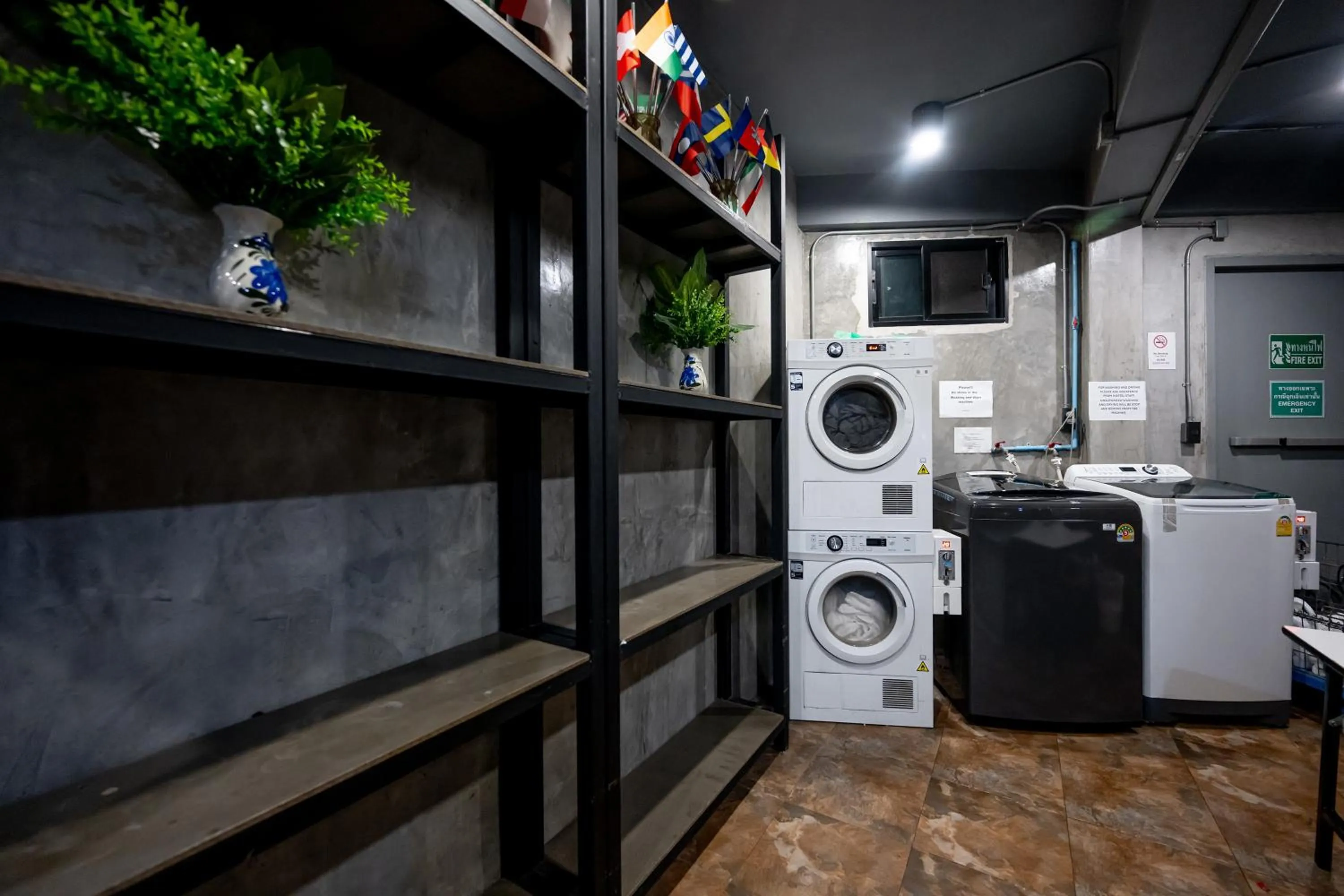 washing machine in Vibes Hostel Bangkok