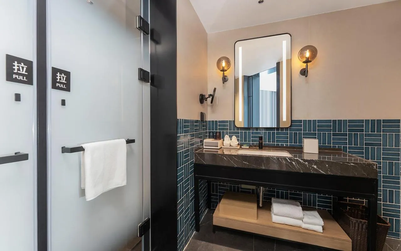 Four Points by Sheraton Dali, Erhai