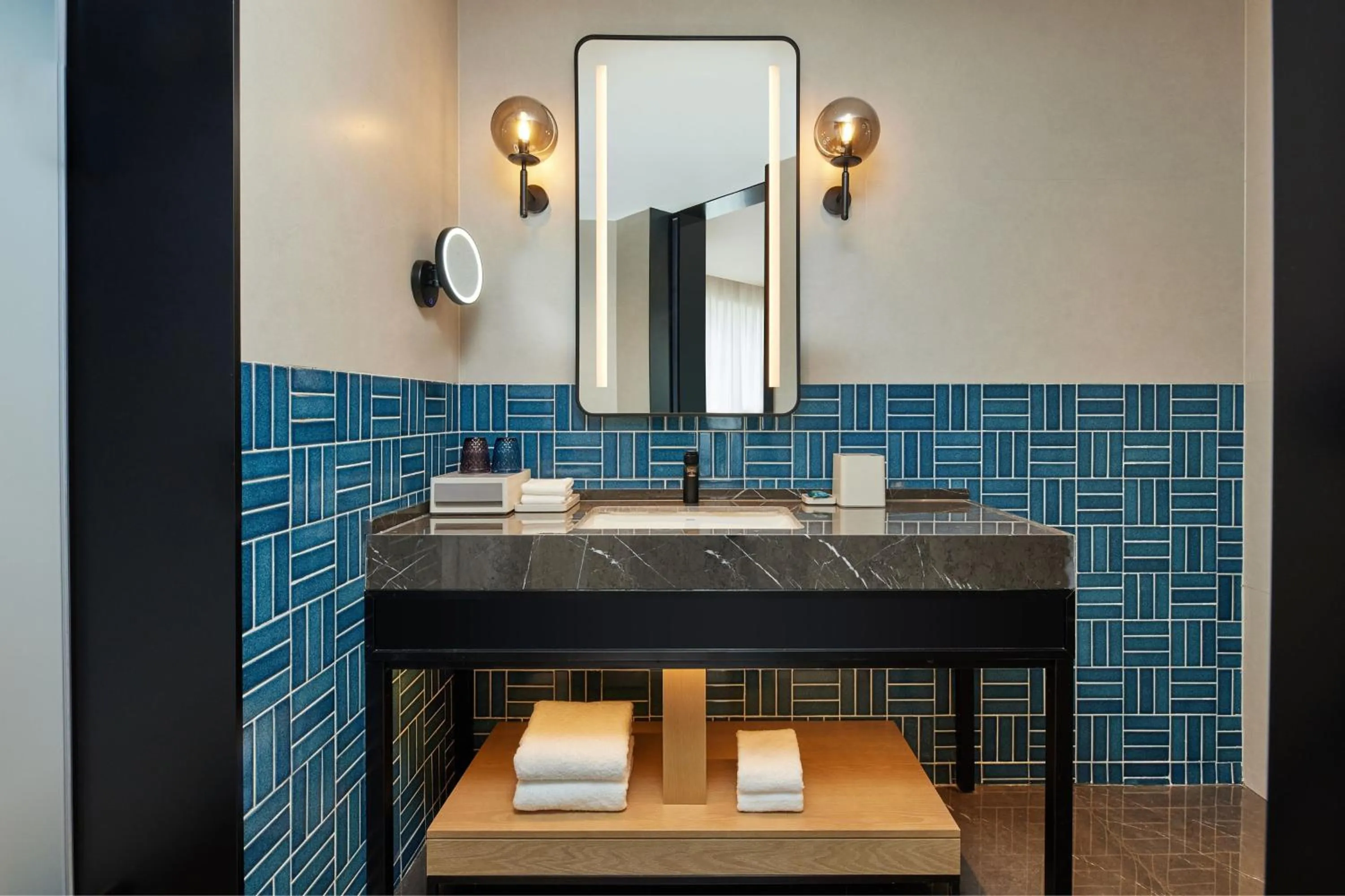 Bathroom in Four Points by Sheraton Dali, Erhai