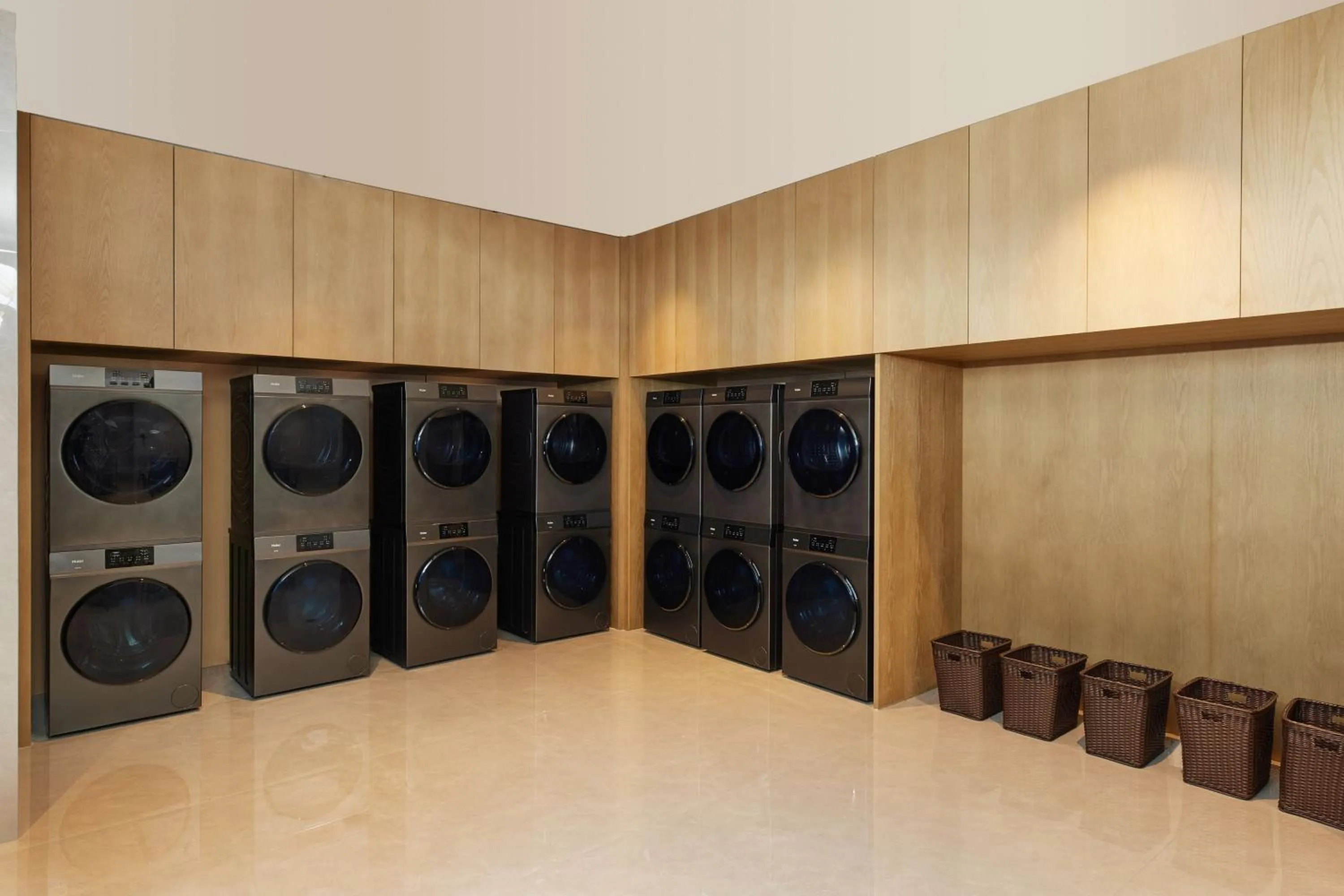 Other in Four Points by Sheraton Dali, Erhai