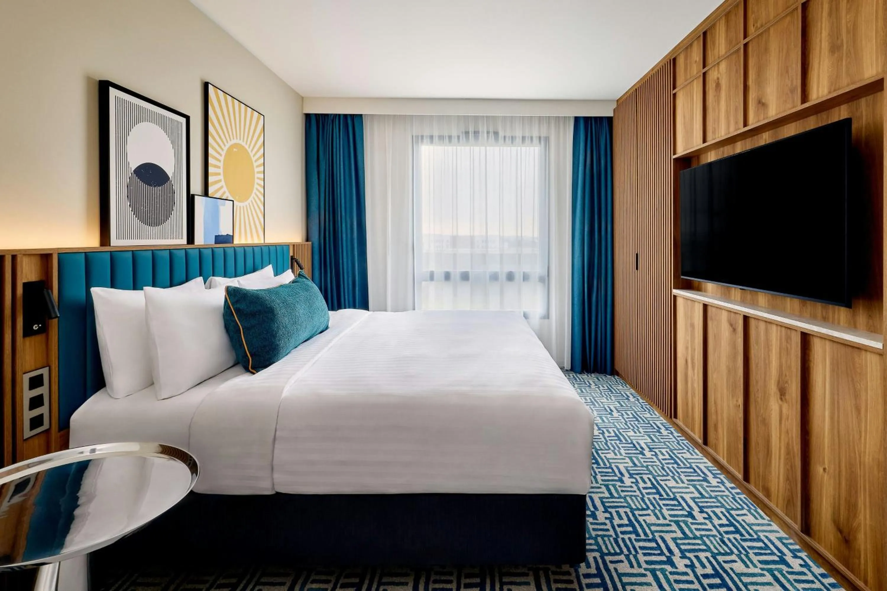 Photo of the whole room, Bed in Courtyard by Marriott Lyon Eurexpo Stadium