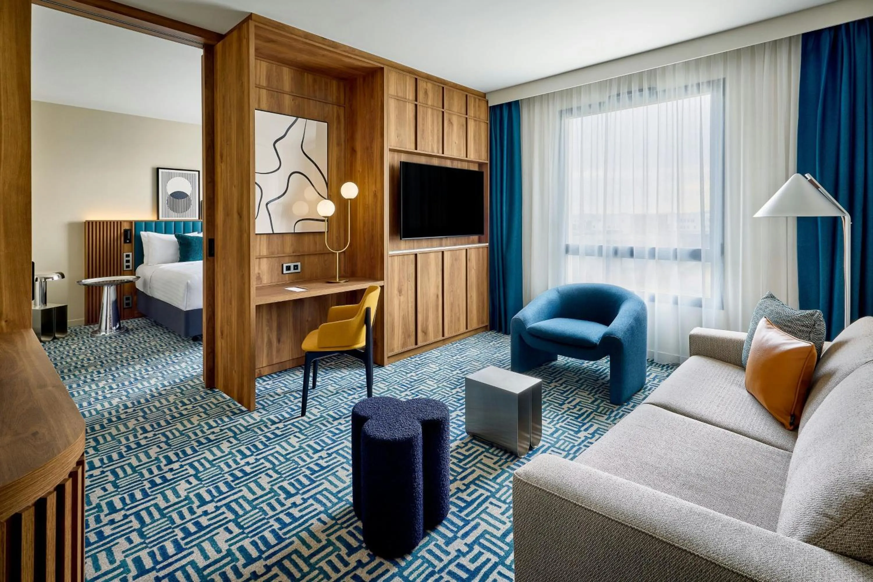 Photo of the whole room, Bed in Courtyard by Marriott Lyon Eurexpo Stadium