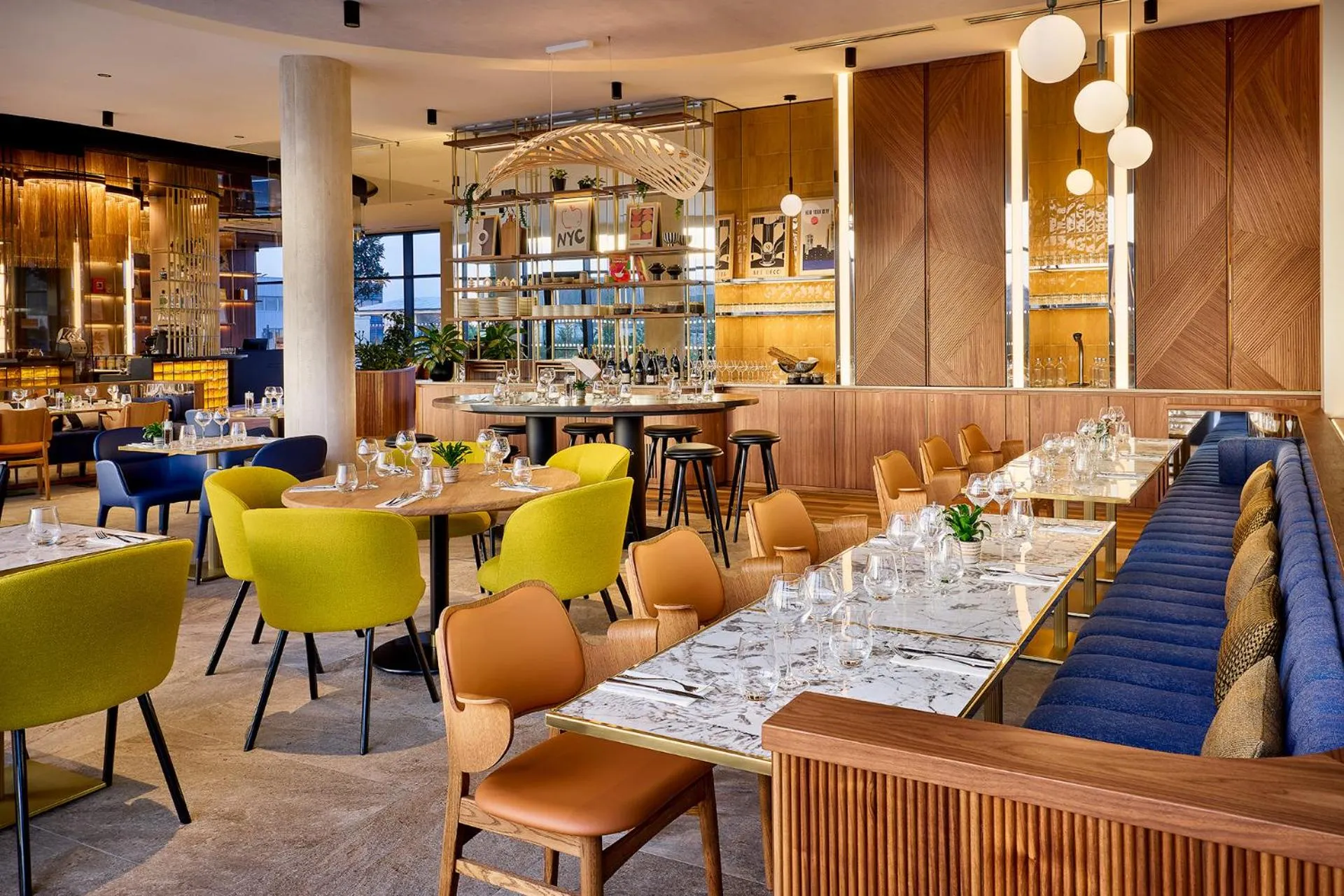 Restaurant/places to eat in Courtyard by Marriott Lyon Eurexpo Stadium