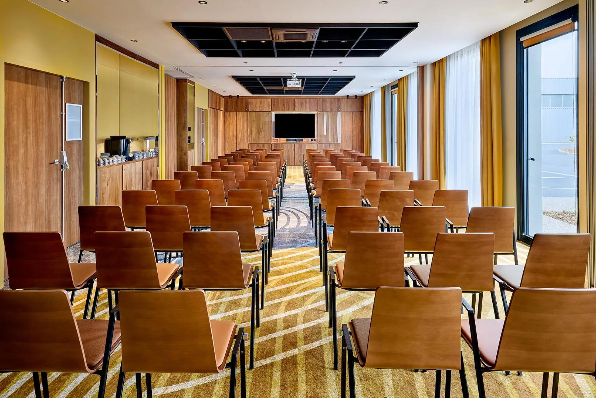 Meeting/conference room in Courtyard by Marriott Lyon Eurexpo Stadium