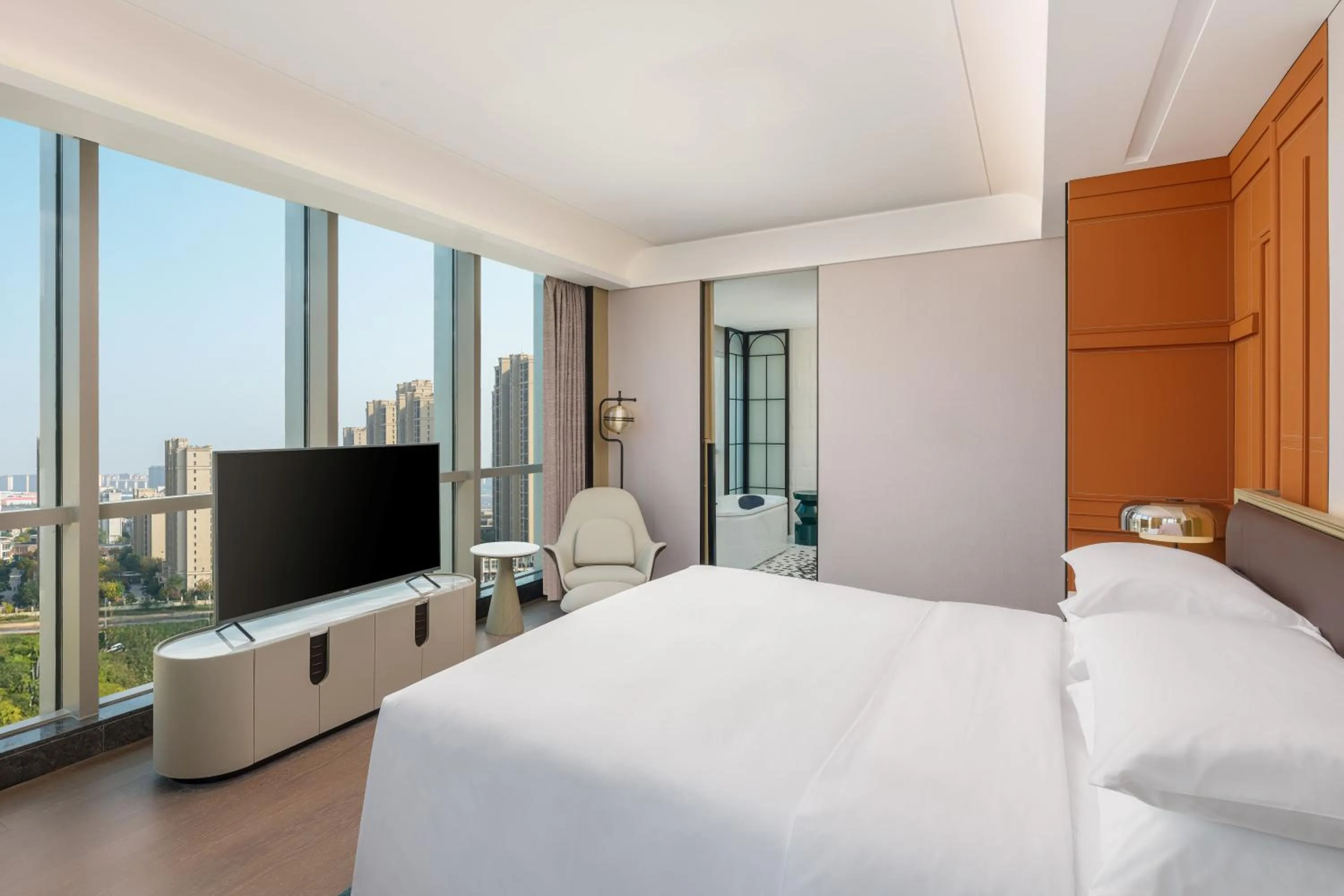 Bedroom, Bed in Renaissance Qingdao Hotel