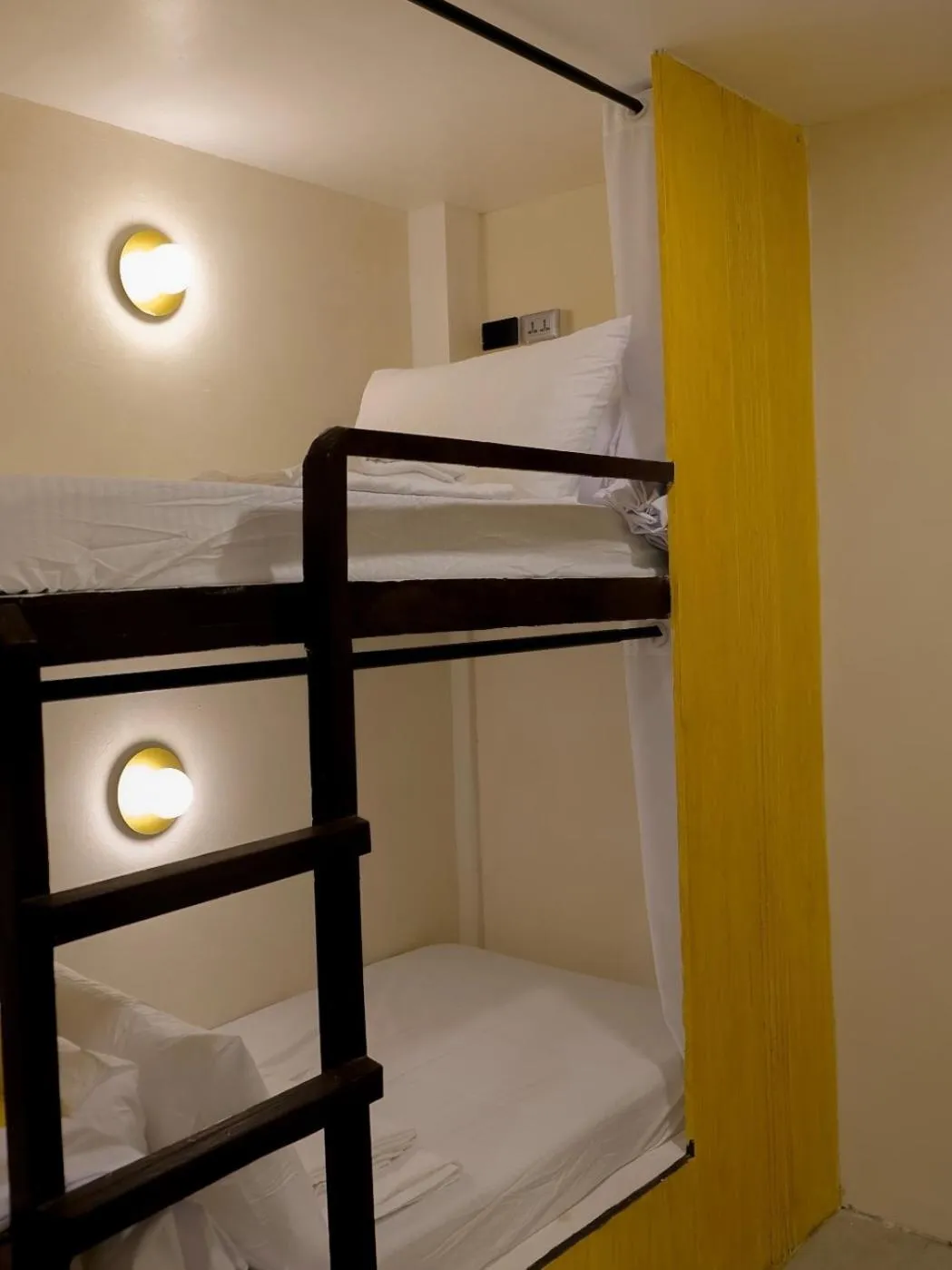 Bed in Kada Hostel by Surfsand