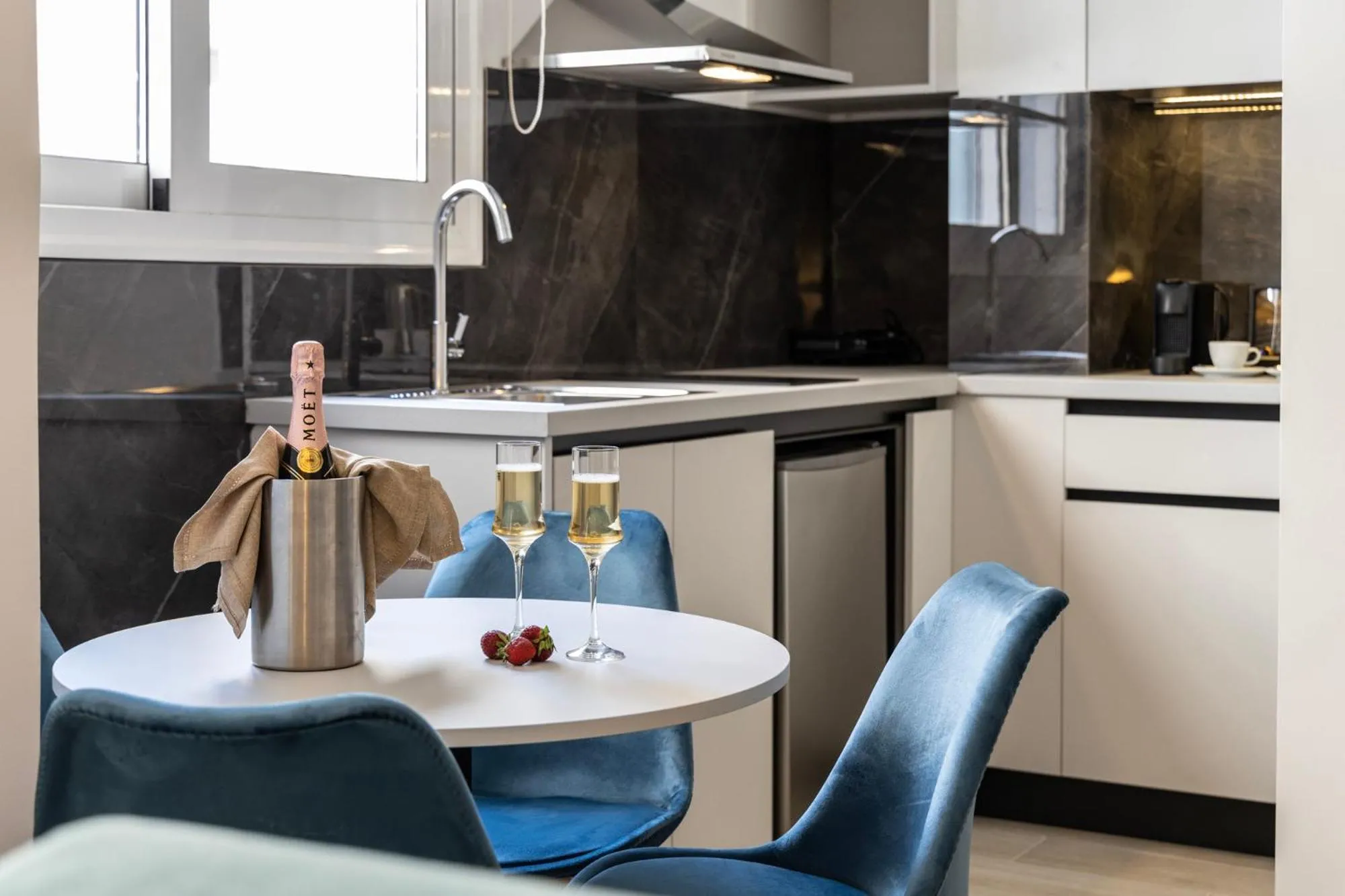 DOMIOS Suites Athens