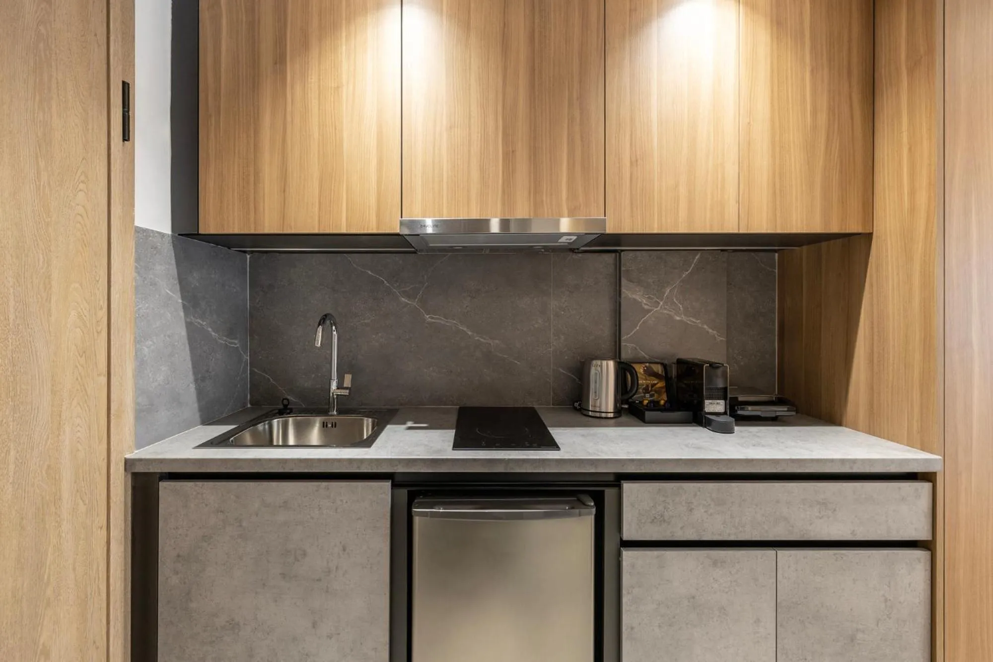 DOMIOS Suites Athens