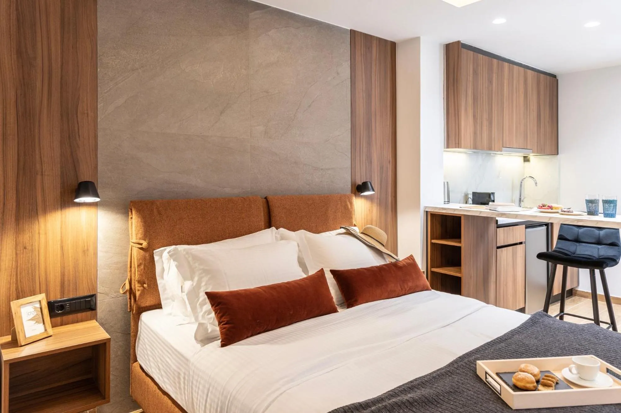 Bed in DOMIOS Suites Athens