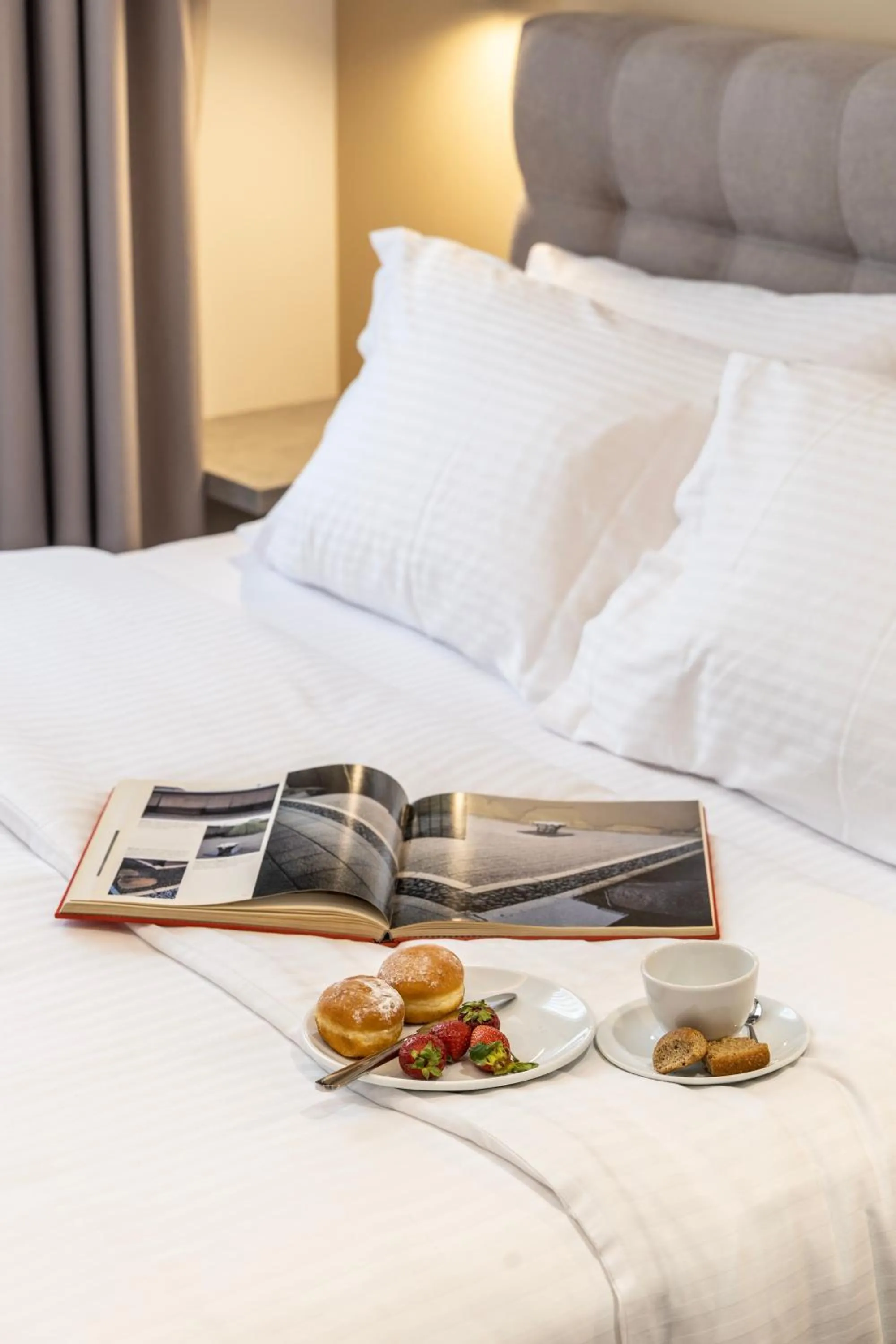Bed in DOMIOS Suites Athens