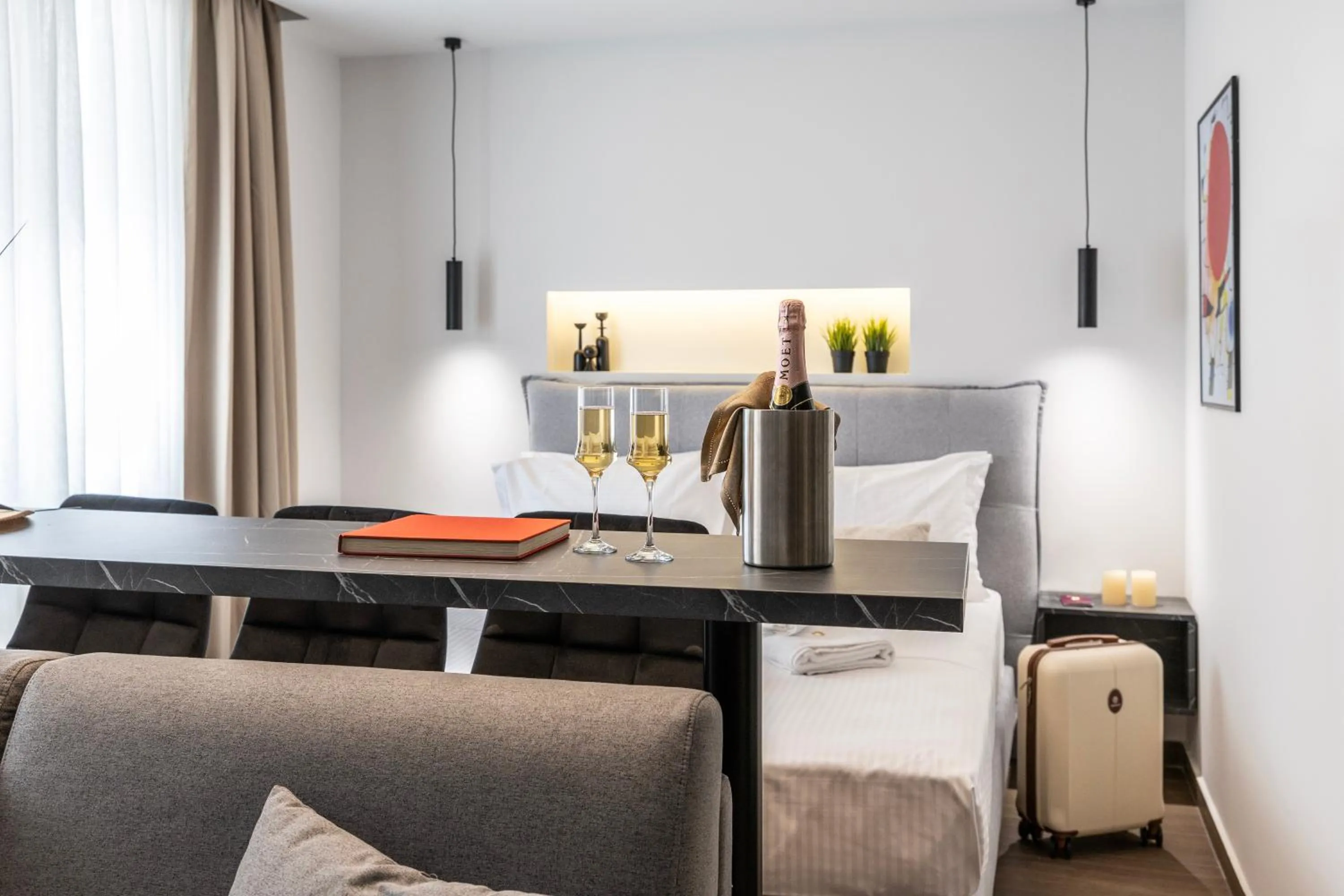 DOMIOS Suites Athens