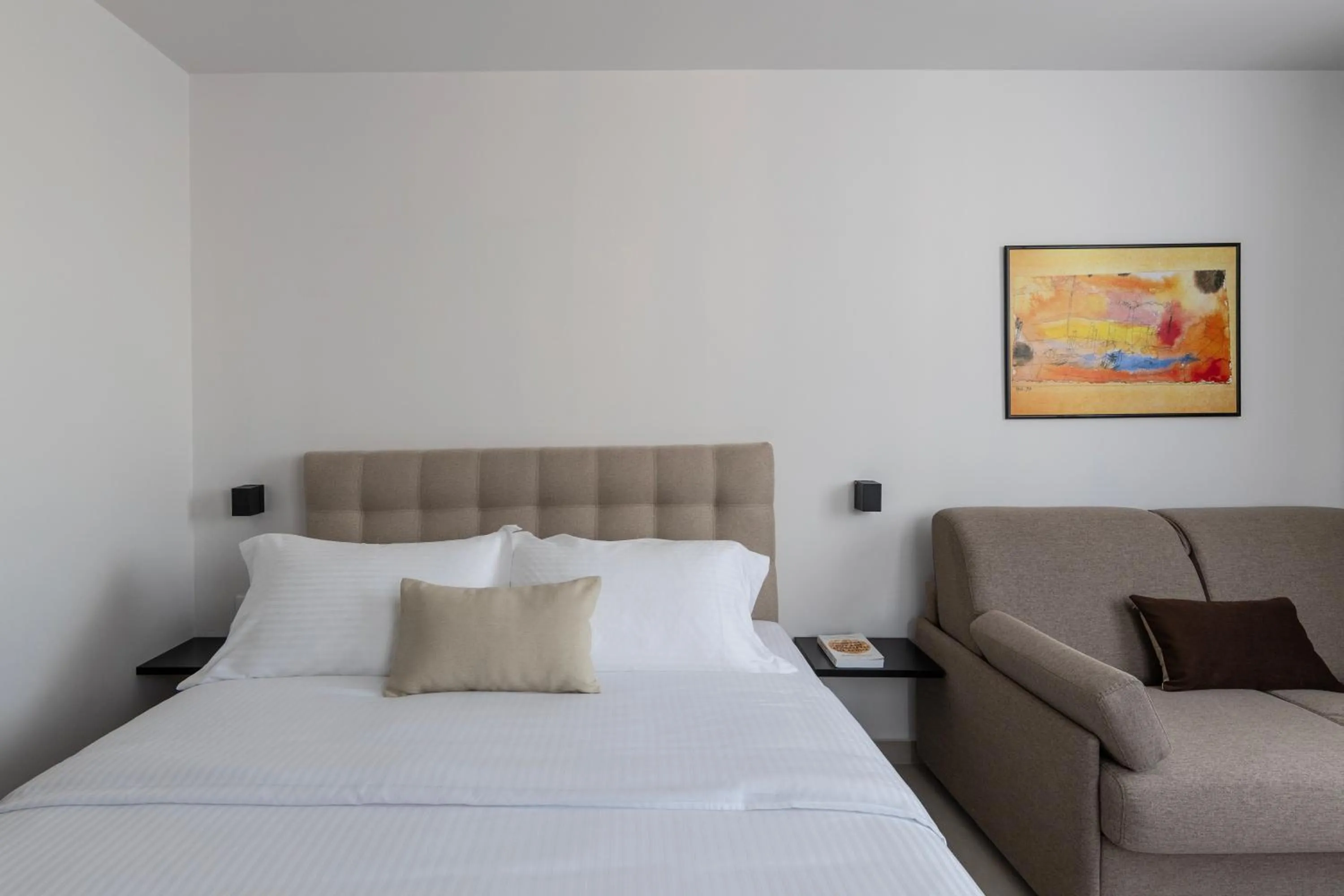 Bed in DOMIOS Suites Athens