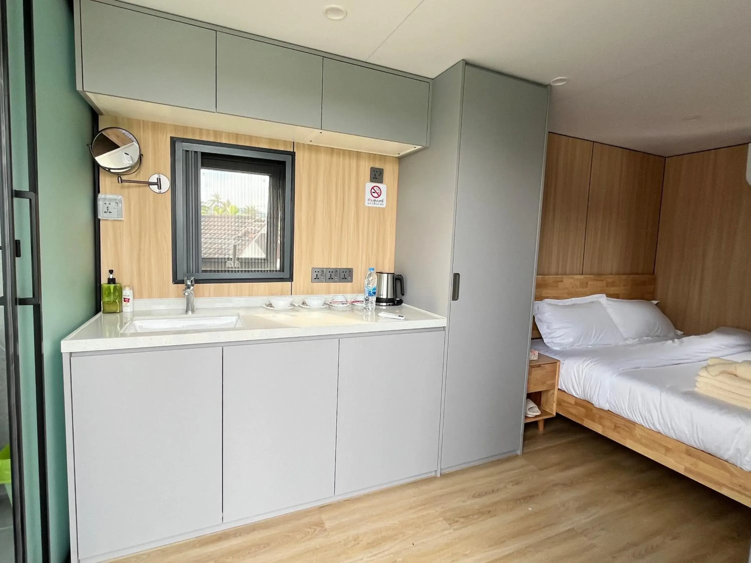 Kitchen or kitchenette, Bed in Space House Hotel Phuket Kitchen or kitchenette, Bed in Space House Hotel Phuket