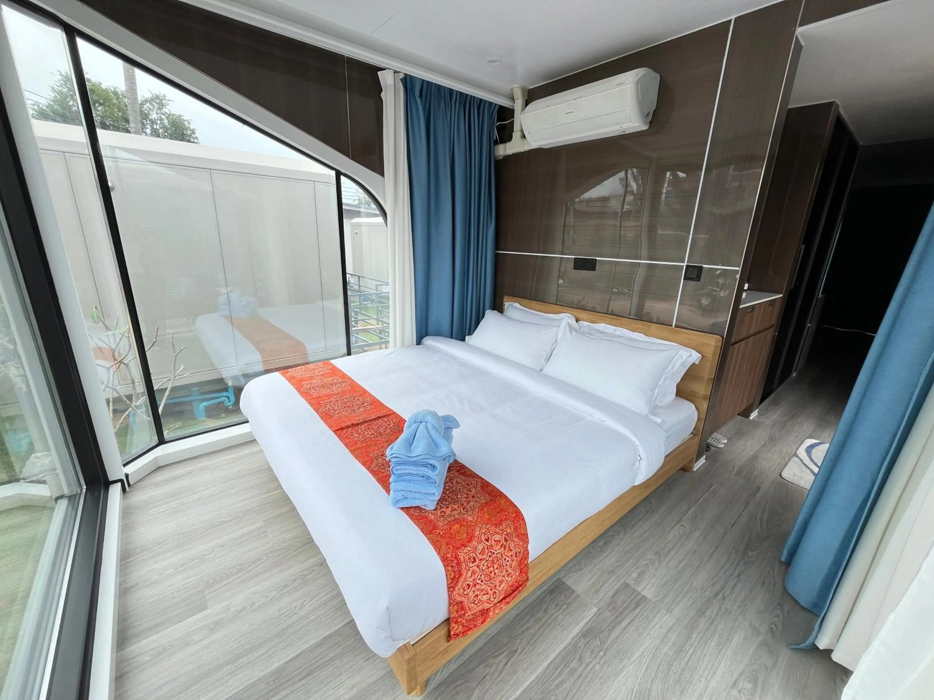 Bed in Space House Hotel Phuket