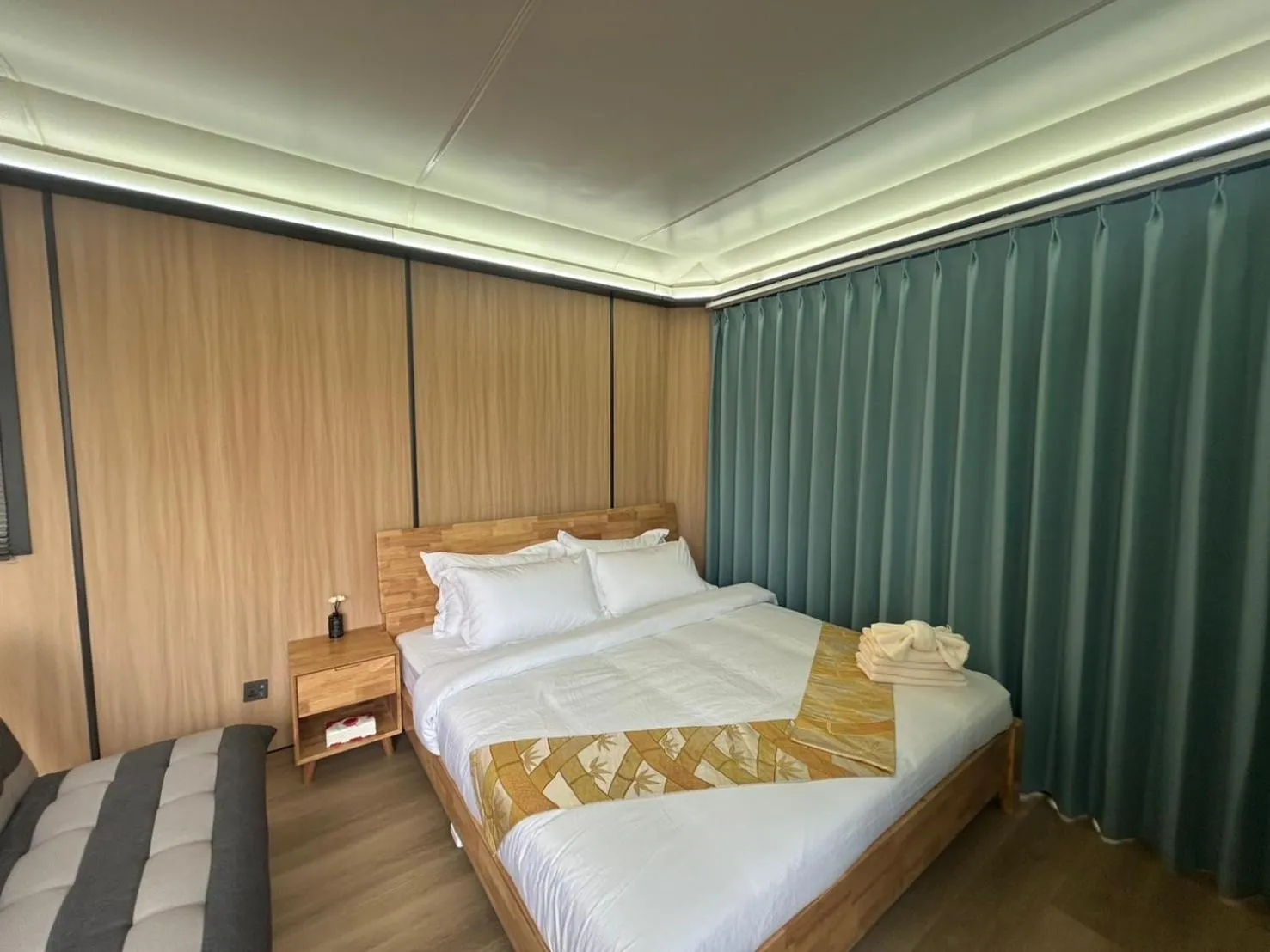 Bedroom, Bed in Space House Hotel Phuket