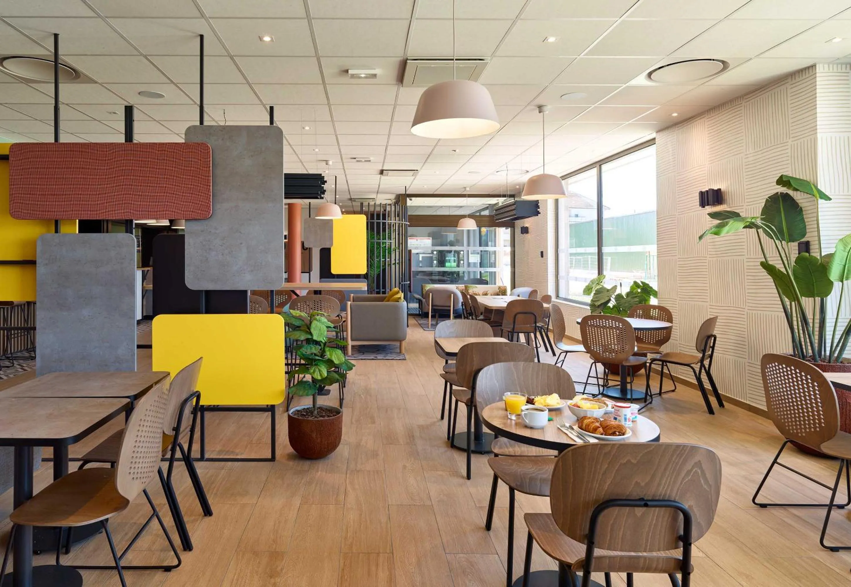 Restaurant/places to eat in B&B HOTEL Meaux Nanteuil-lès-Meaux 3 étoiles