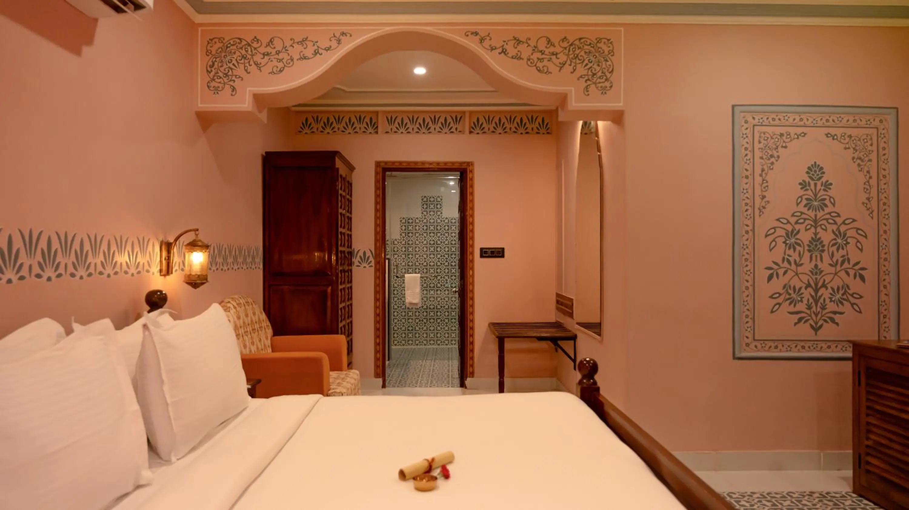 Hotel Nirali Dhani