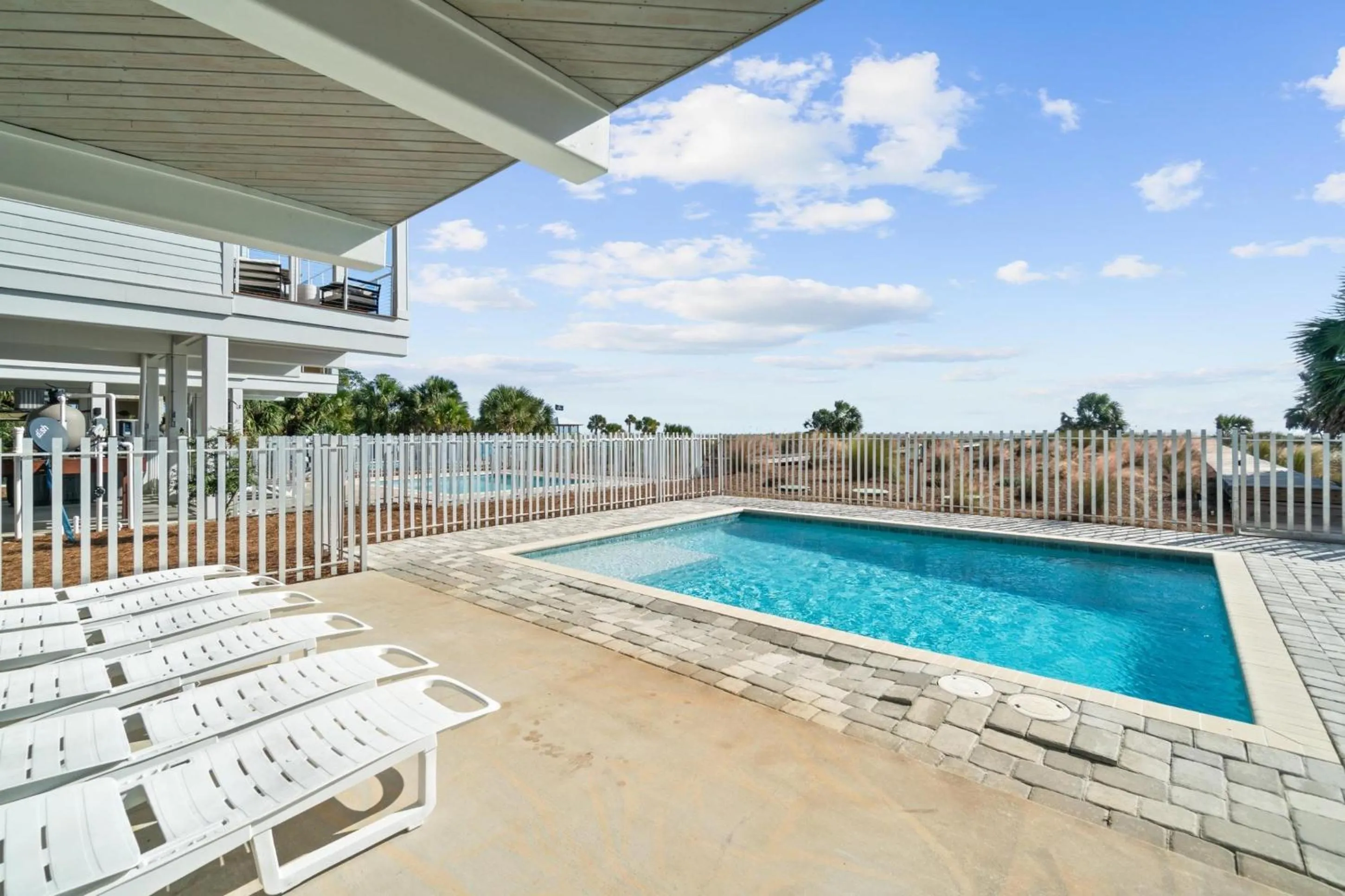 Pet Friendly Beach House - Starfish by Panhandle Getaways