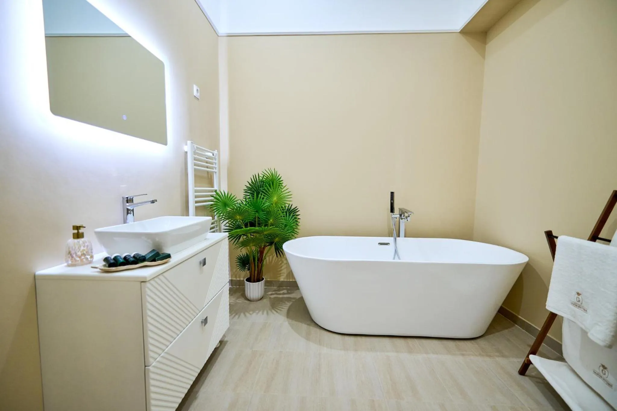 Bath in G Danube Boutique Hotel