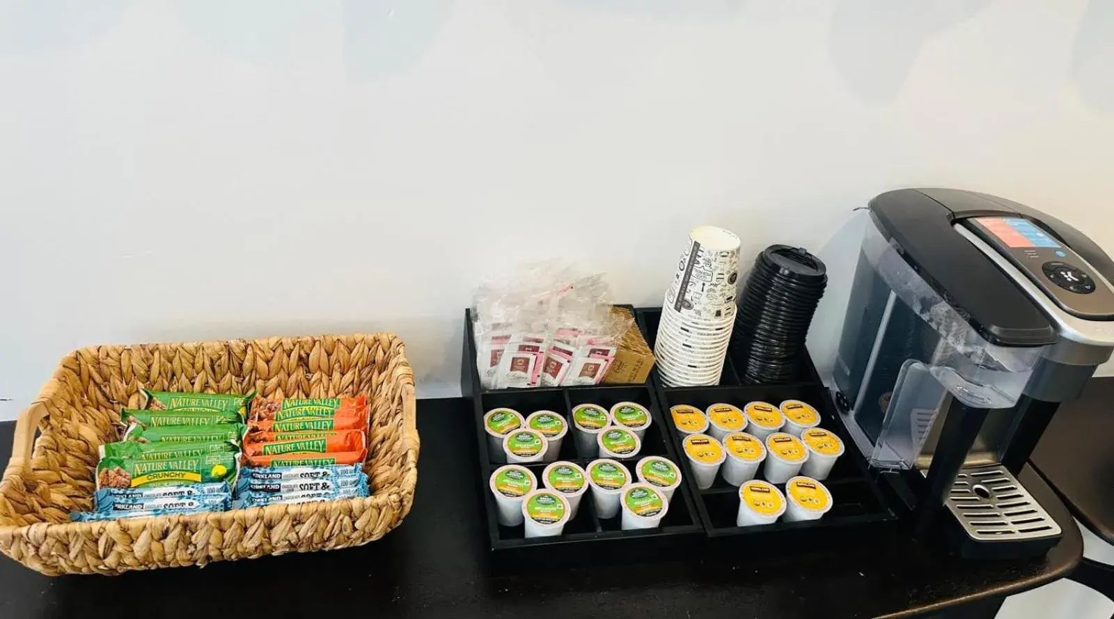 Breakfast in Global Luxury Suites at The Apex Miami Breakfast in Global Luxury Suites at The Apex Miami