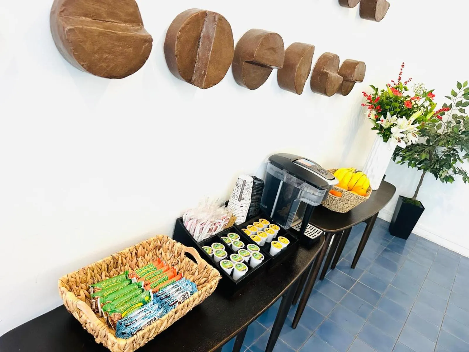 Breakfast in Global Luxury Suites at The Apex Miami