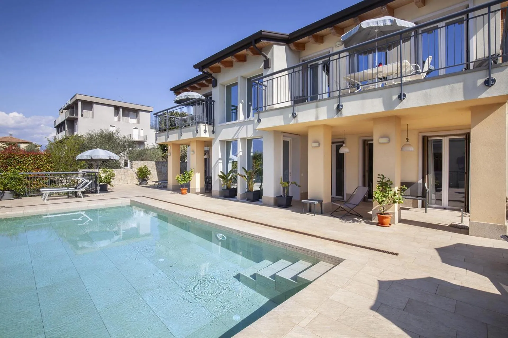 Casa Al Lago With Pool