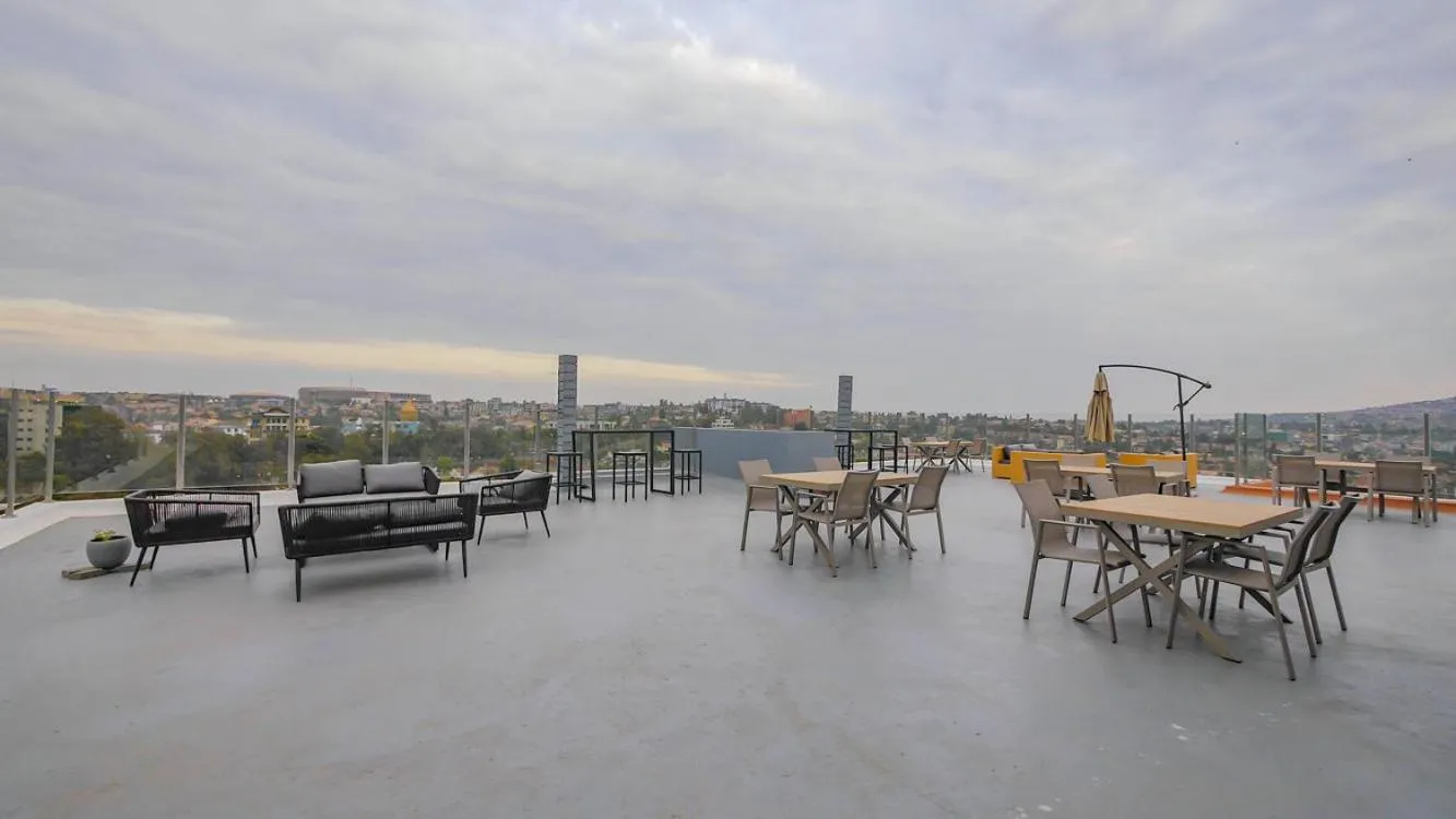 2-bedroom Apartment at Oasis Park